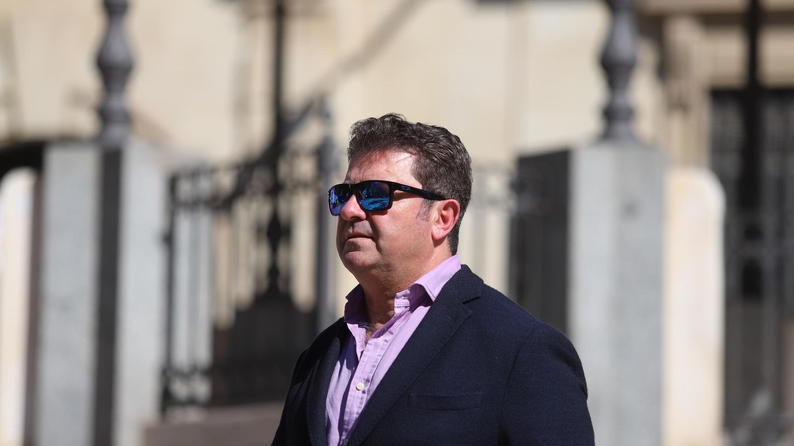 José Manuel Andújar en la plaza de las Monjas de la capital onubense.