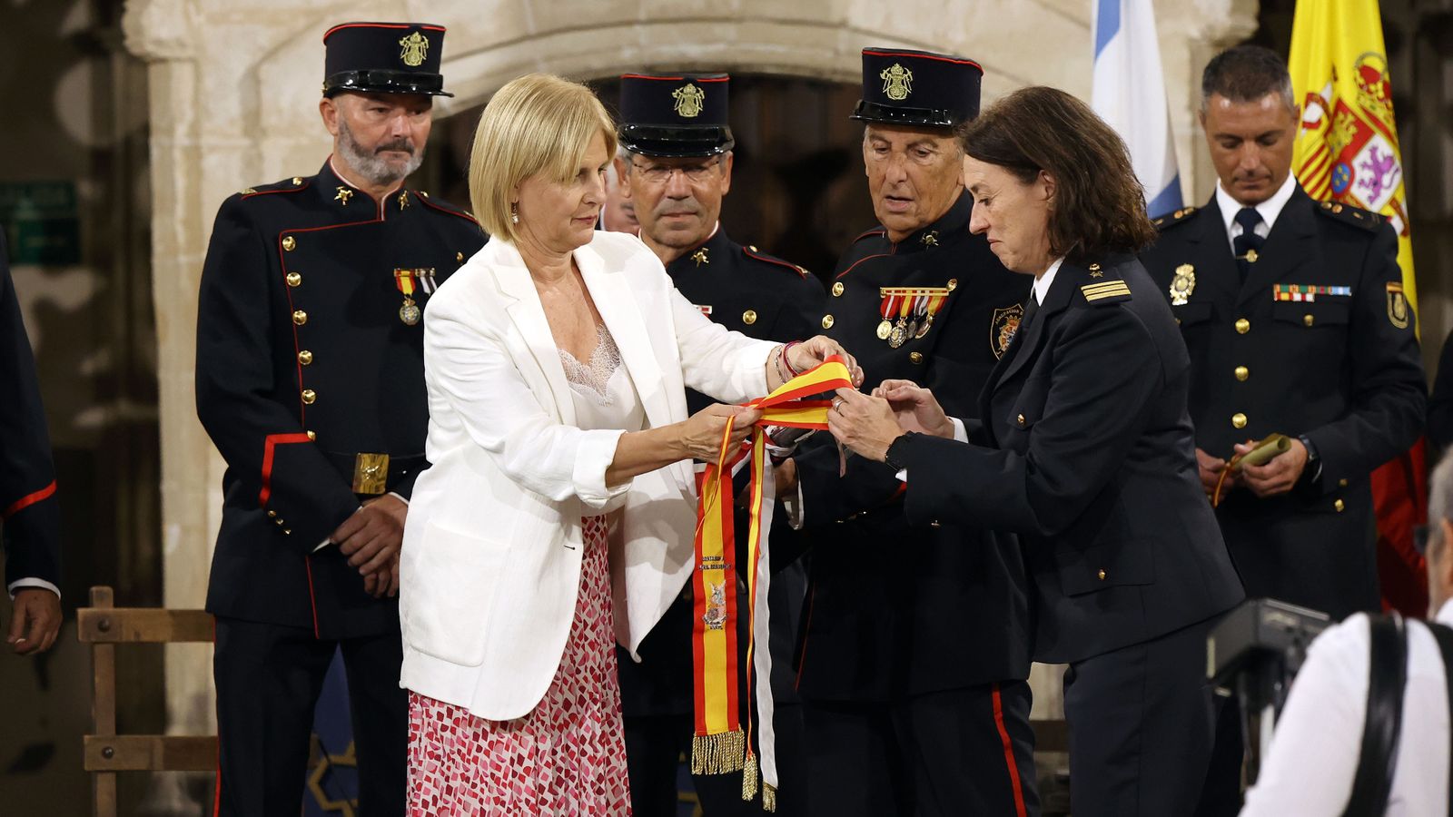 Entrega de medallas de la Asociación Santo Ángel de la Policía Nacional de Jerez