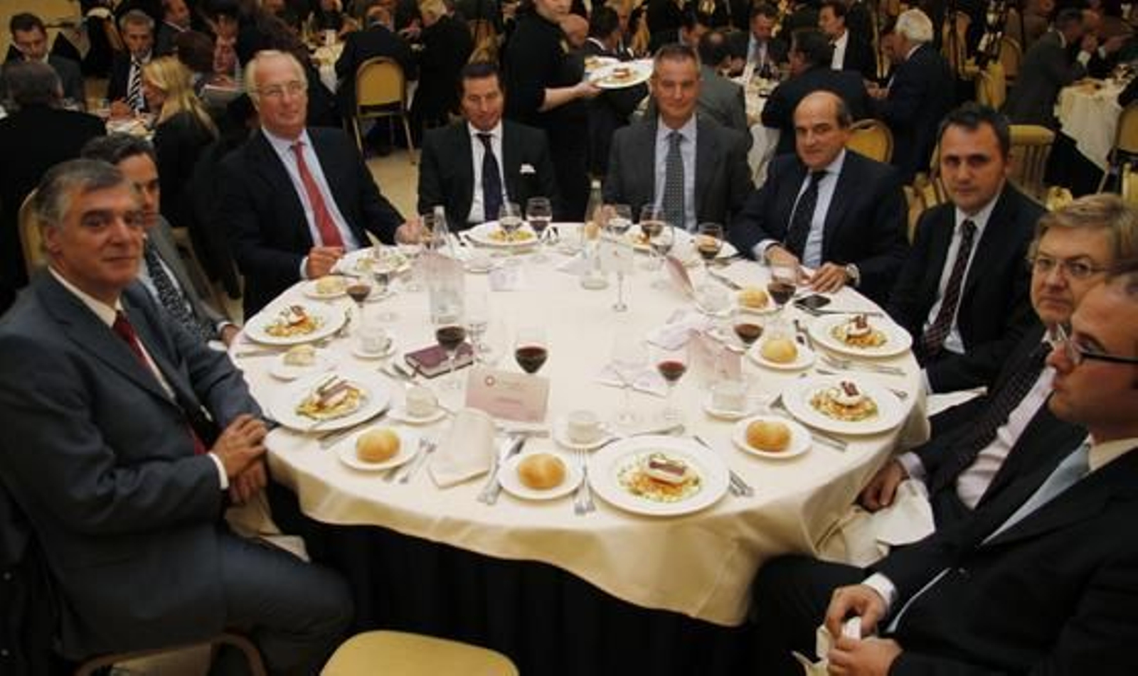 José Fernández, Manuel Contreras Caro, Javier Gonzalo Ybarra, José Pérez Benítez, Javier Charlo, Luis Miguel Martín, Fernando Moral, Juan Castellano y Arturo Bellunos.

Foto: Juan Carlos Vazquez / Victoria Hidalgo