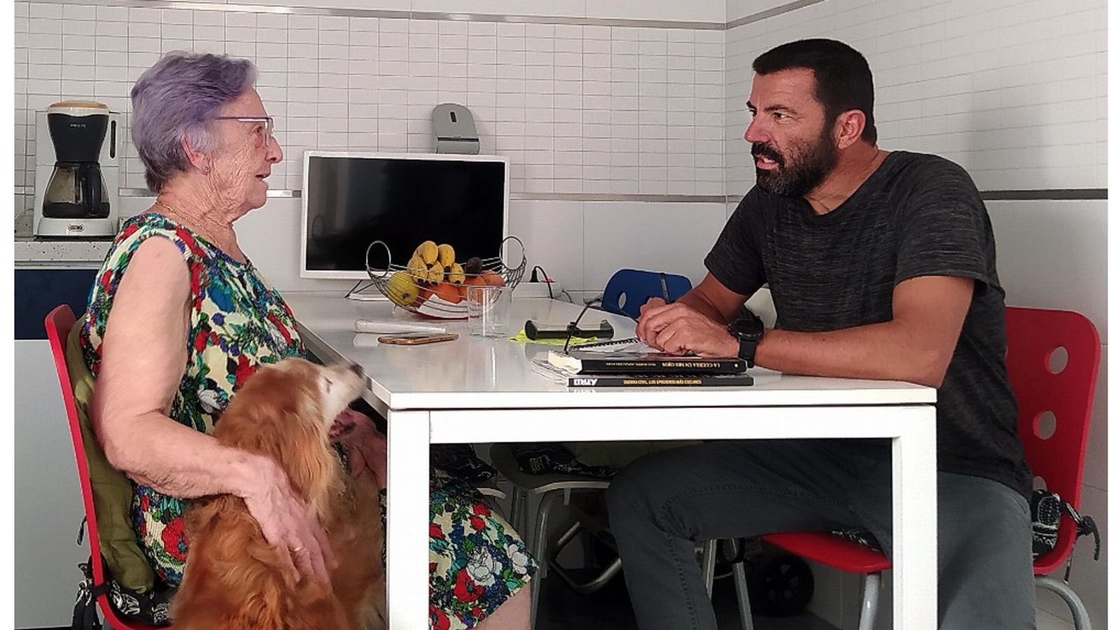 García Arévalo durante su entrevista con Ana Pomares.