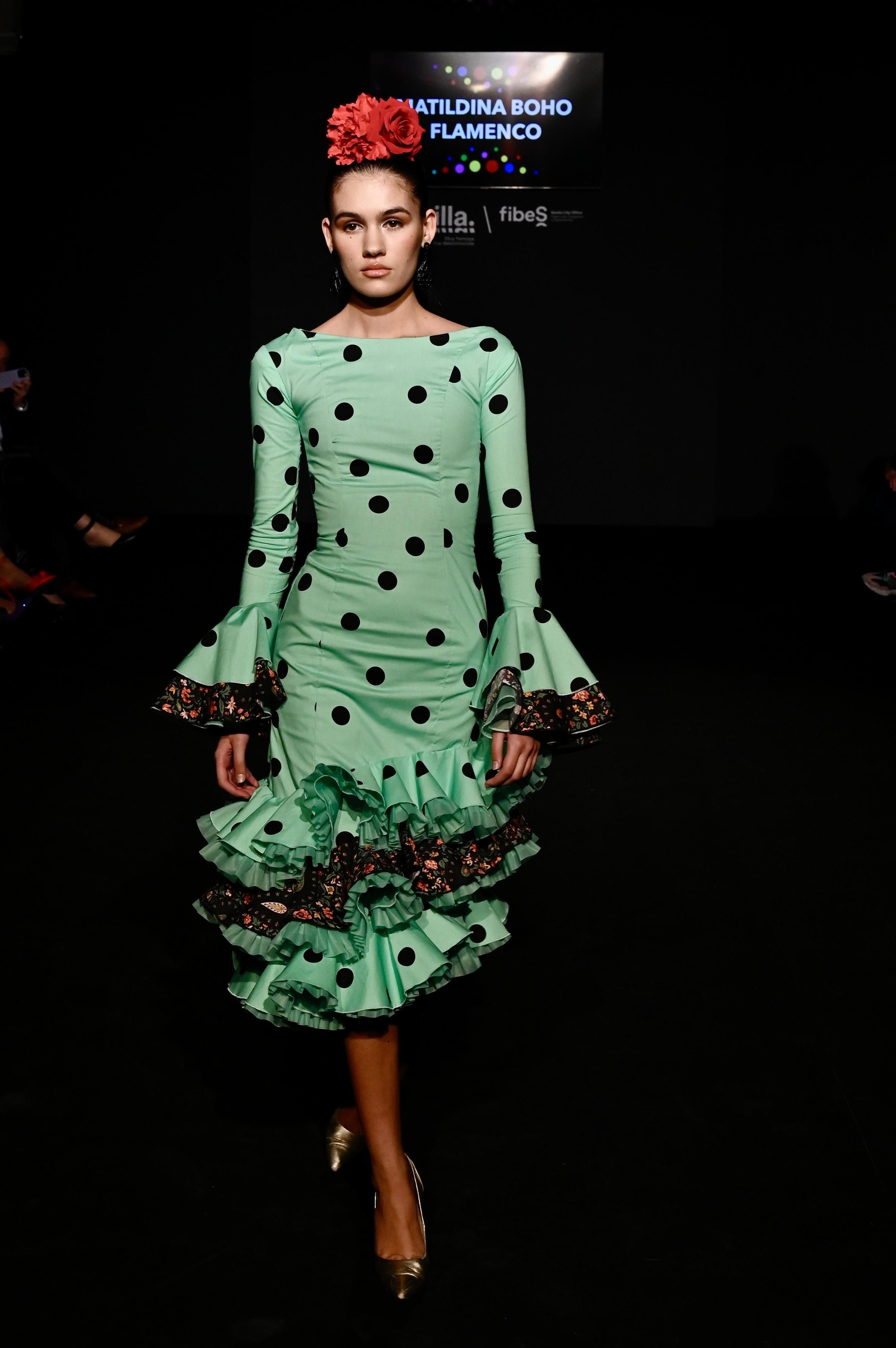Moda flamenca 2024: Todas las colecciones de Emprende Lunares, en imágenes