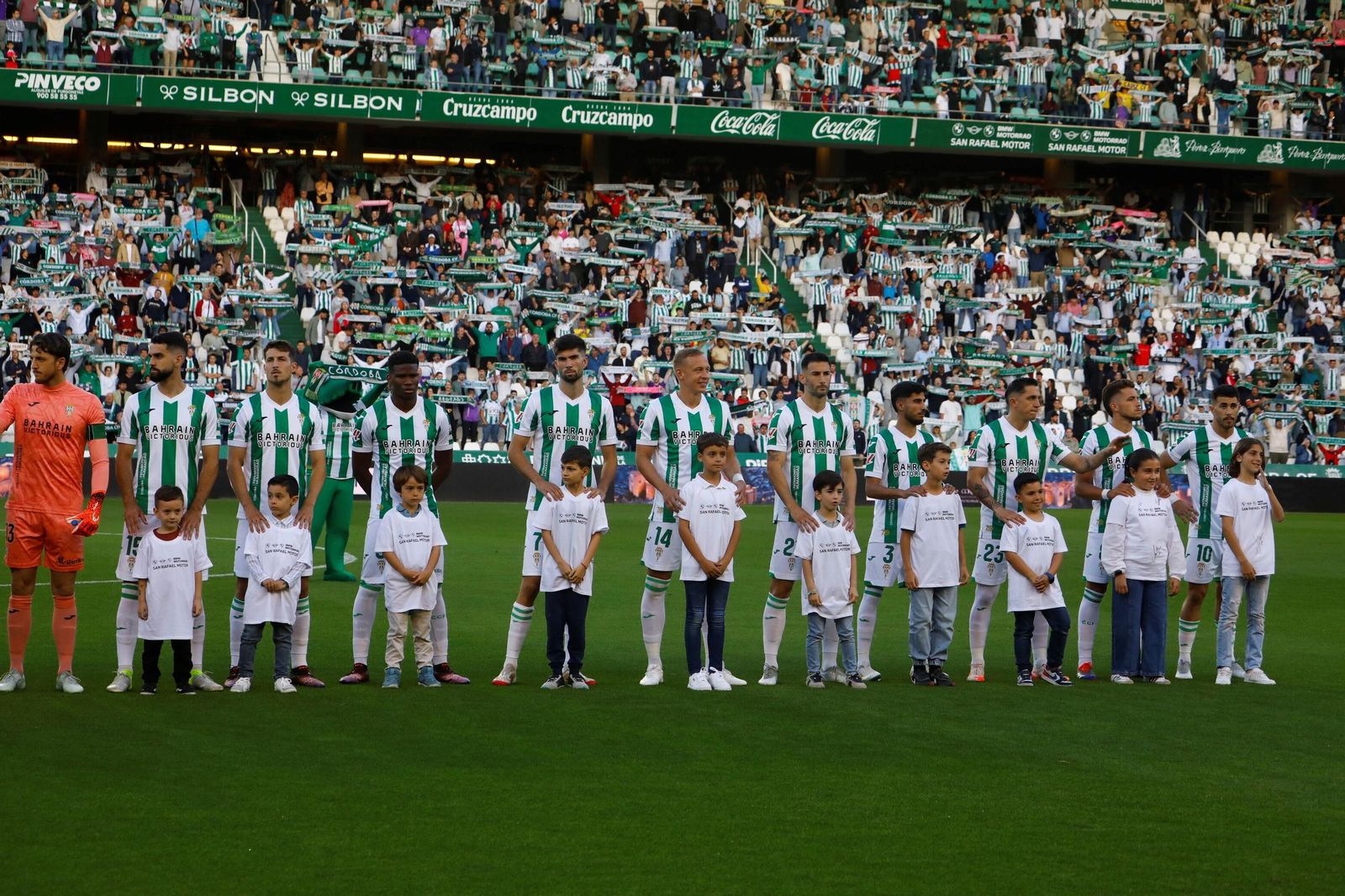 Fornación del Córdoba en el partido contra el Cádiz.