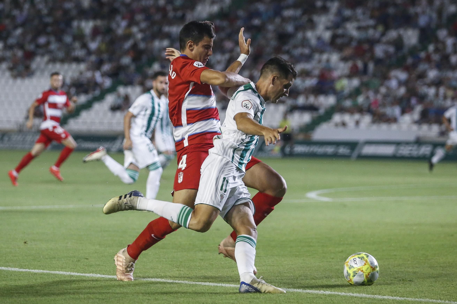 Las imágenes del Córdoba CF-Recreativo Granada
