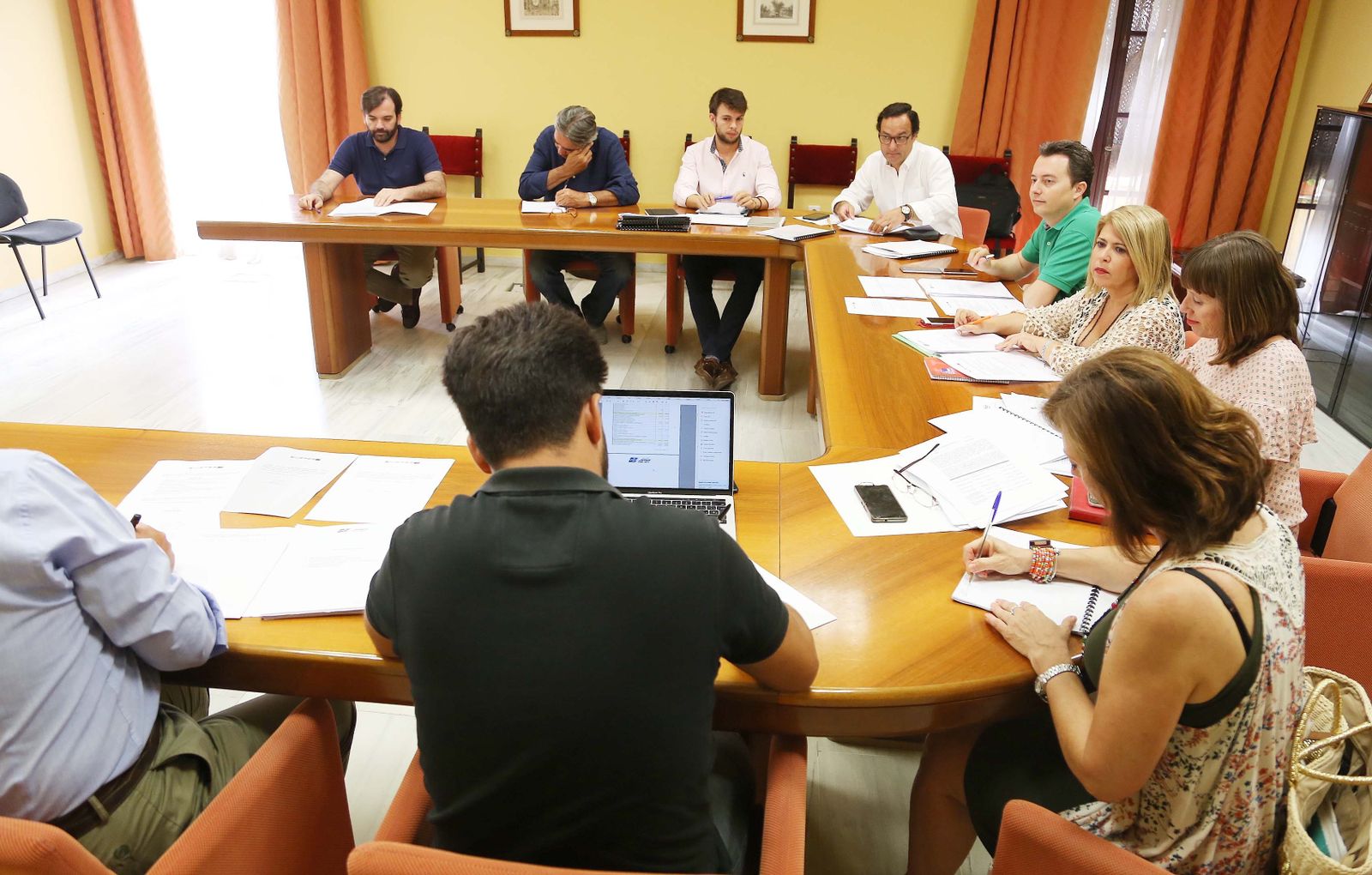 Un momento de la celebración del consejo de administración de Cirjesa.