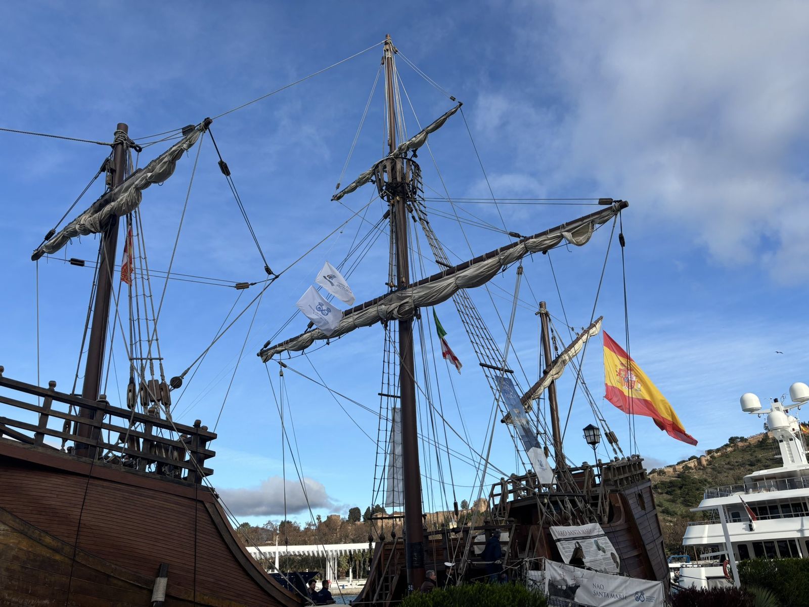 El Nao Santa María en el Puerto de Málaga.