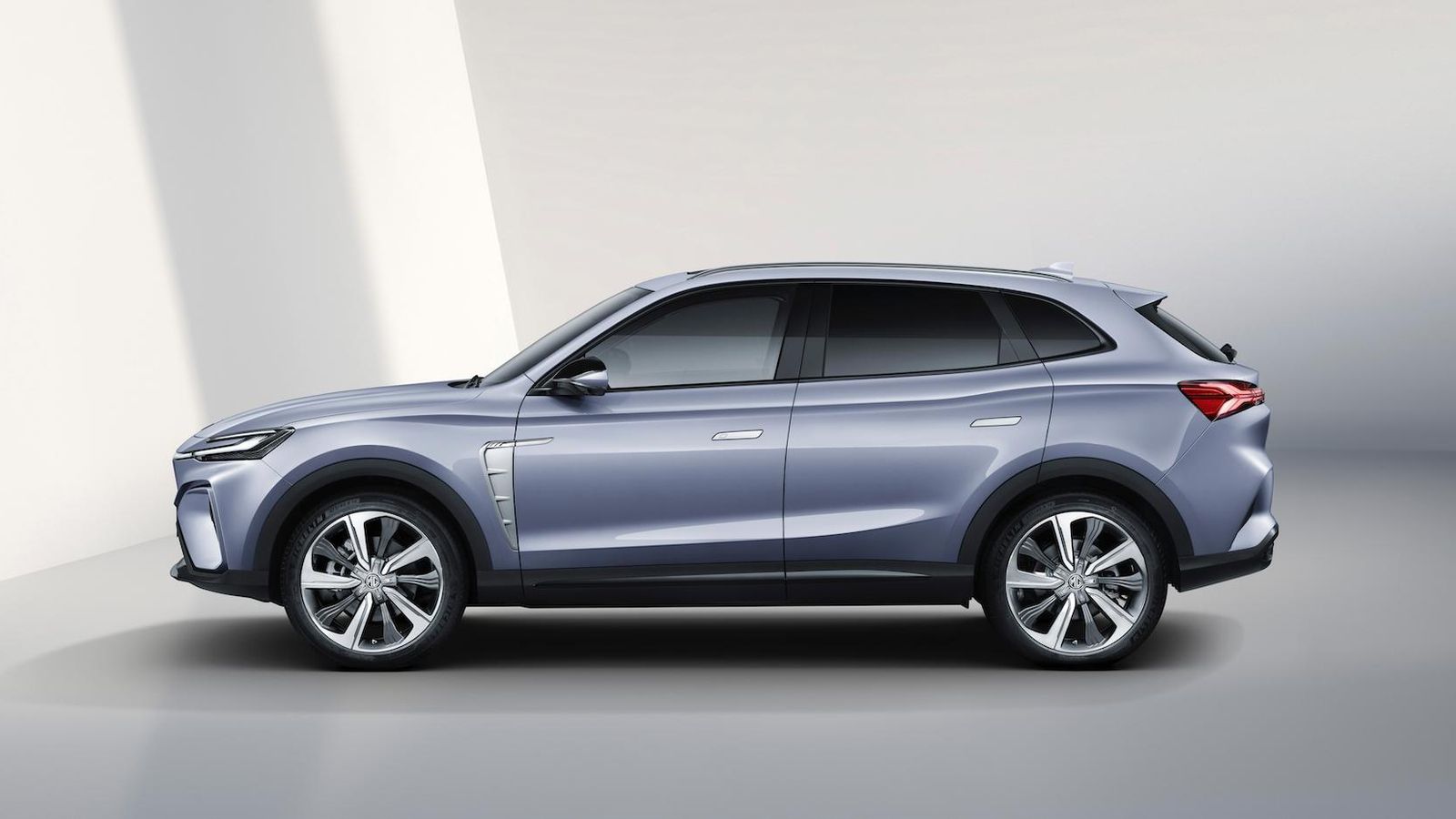 Sus dimensiones son muy parecidas a las de otros eléctricos como los Nissan Ariya o Skoda Enyaq iV.