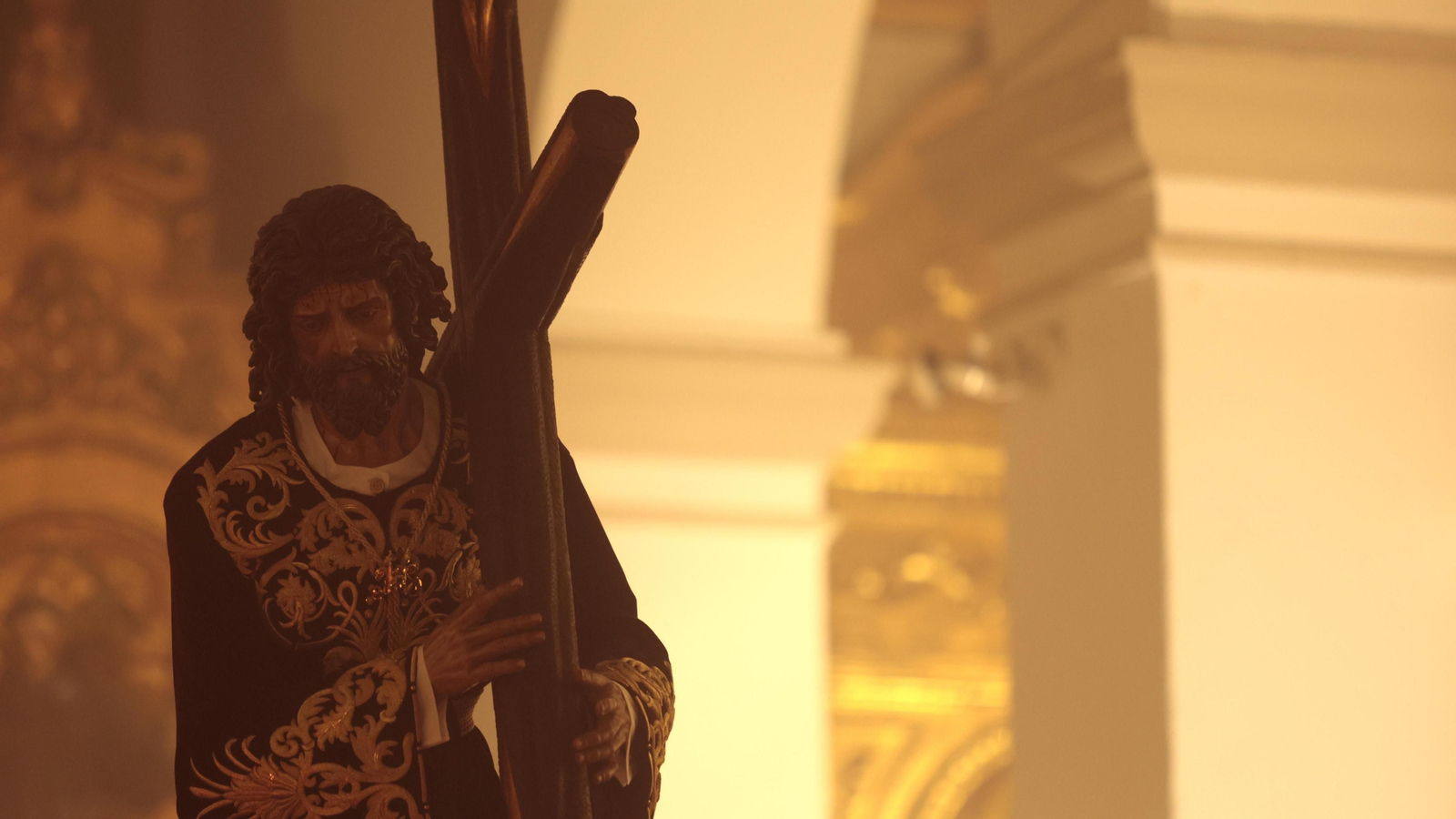 Las fotos de Vía Crucis del Consejo Local de Hermandades y Cofradías