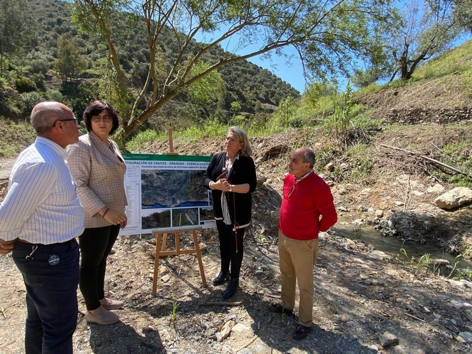 Visita a los trabajos de restauración de cauces en la Costa de Granada.