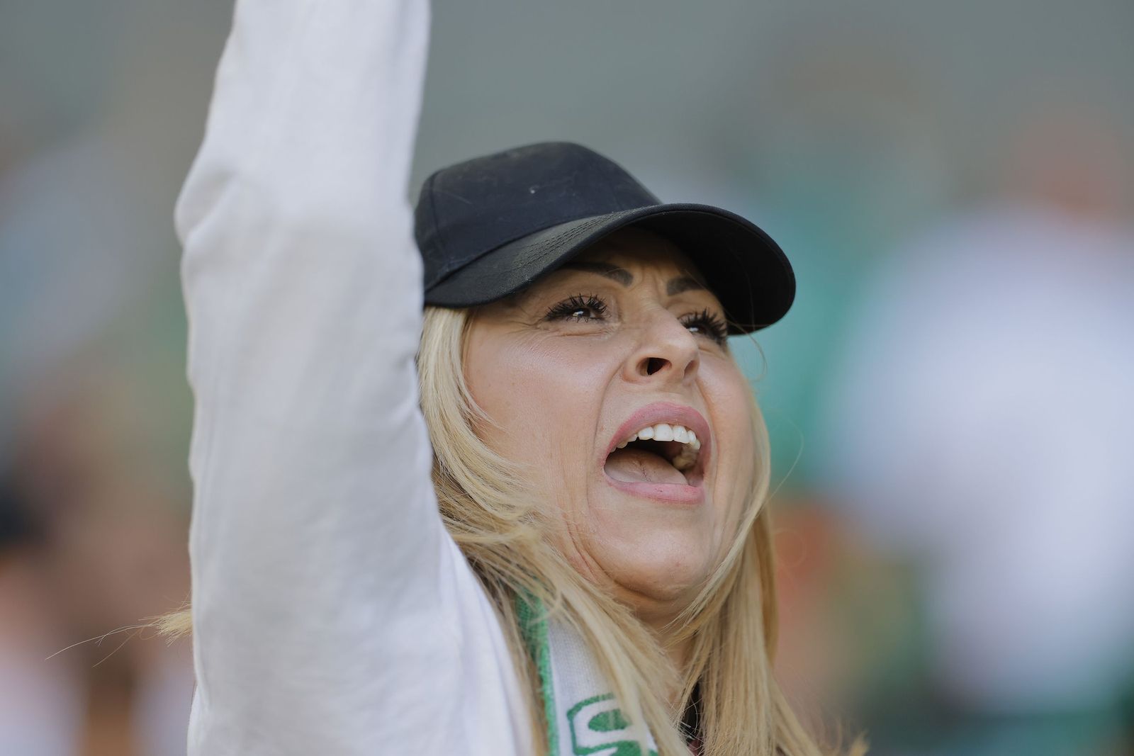 Búscate en las fotos del Betis - Sevilla