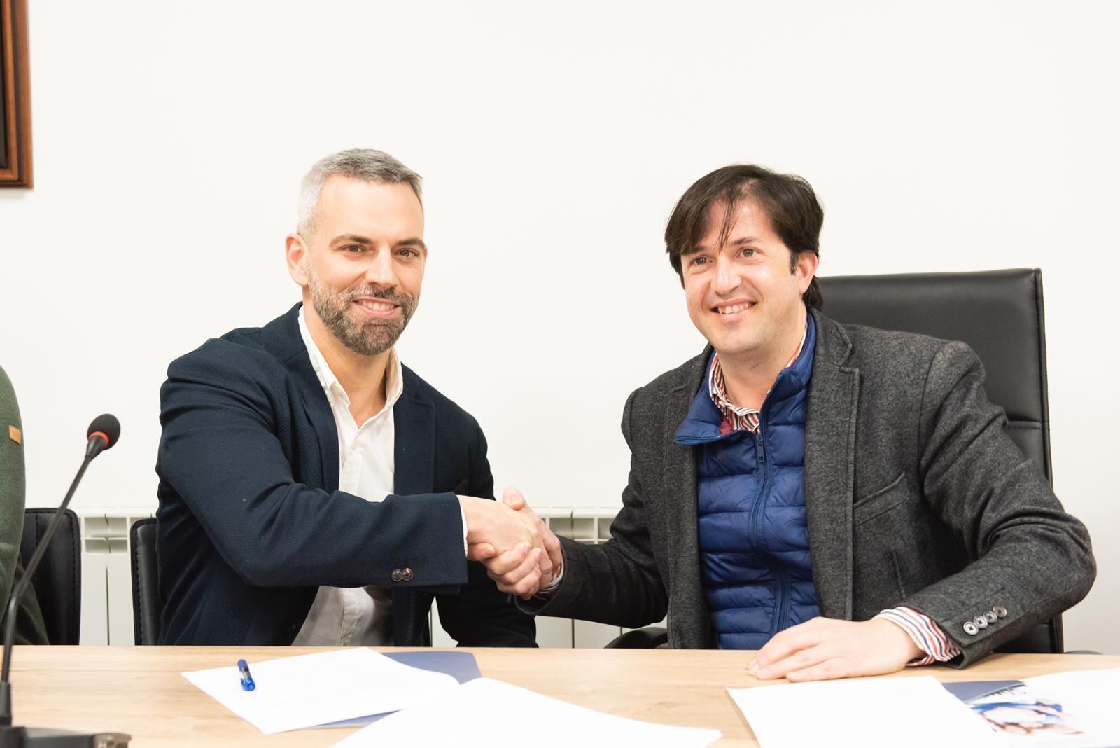 Un proyecto educativo para adolescentes obtiene la II Beca Solidaria del Centro Salvador García