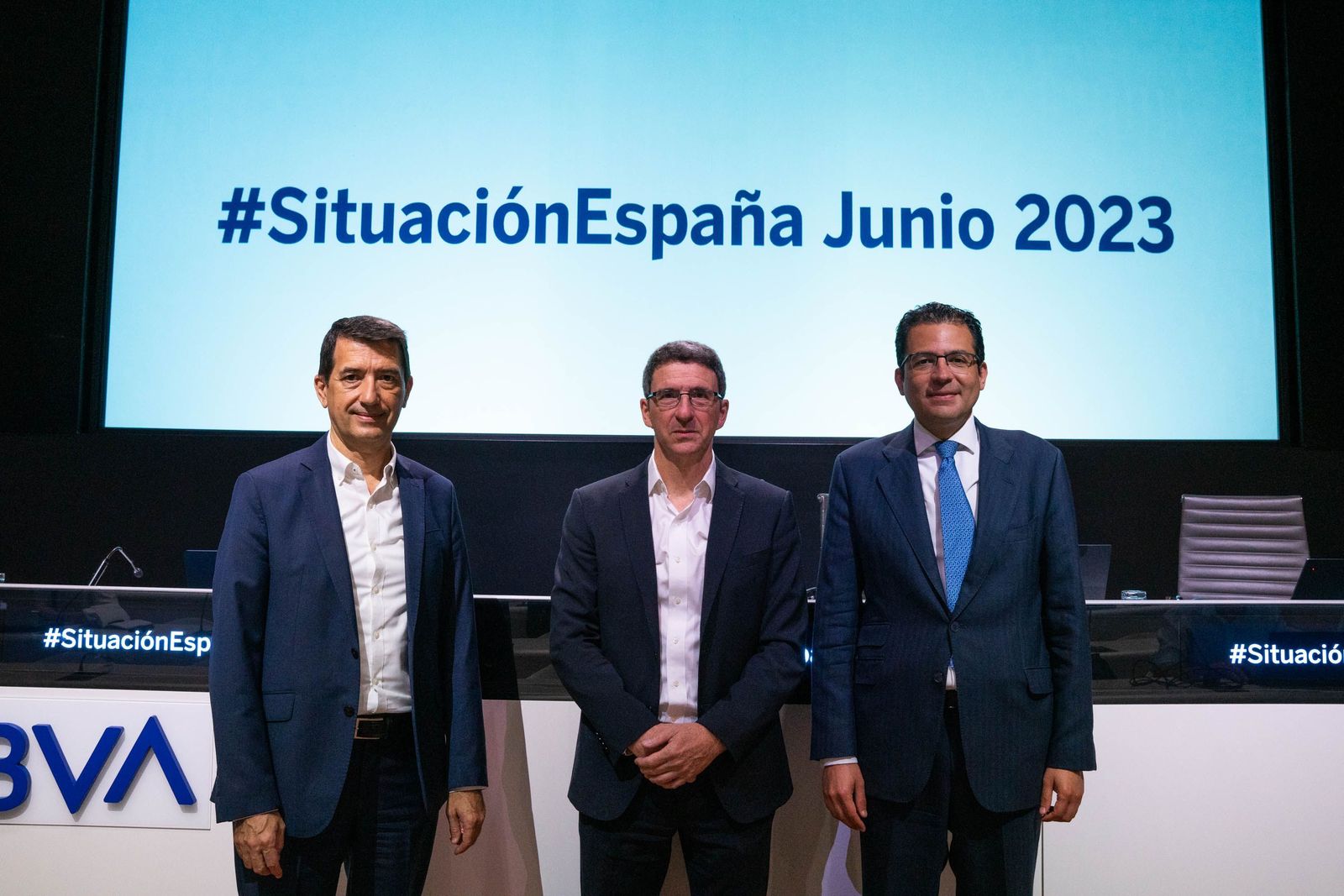 El responsable de Análisis Económico de BBVA Research, Rafael Doménech; el director de BBVA Research y economista jefe de Grupo BBVA, Jorge Sicilia, y el economista jefe de BBVA Research para España, Miguel Cardoso