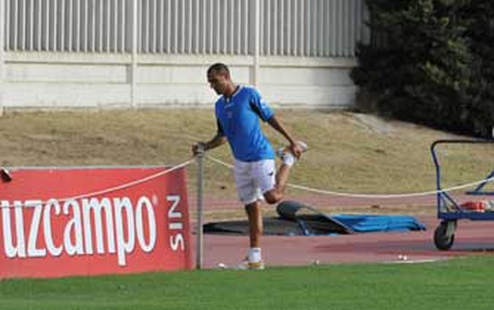 Vega ve al Elche "un equipo muy rocoso y con mucha calidad en ataque"