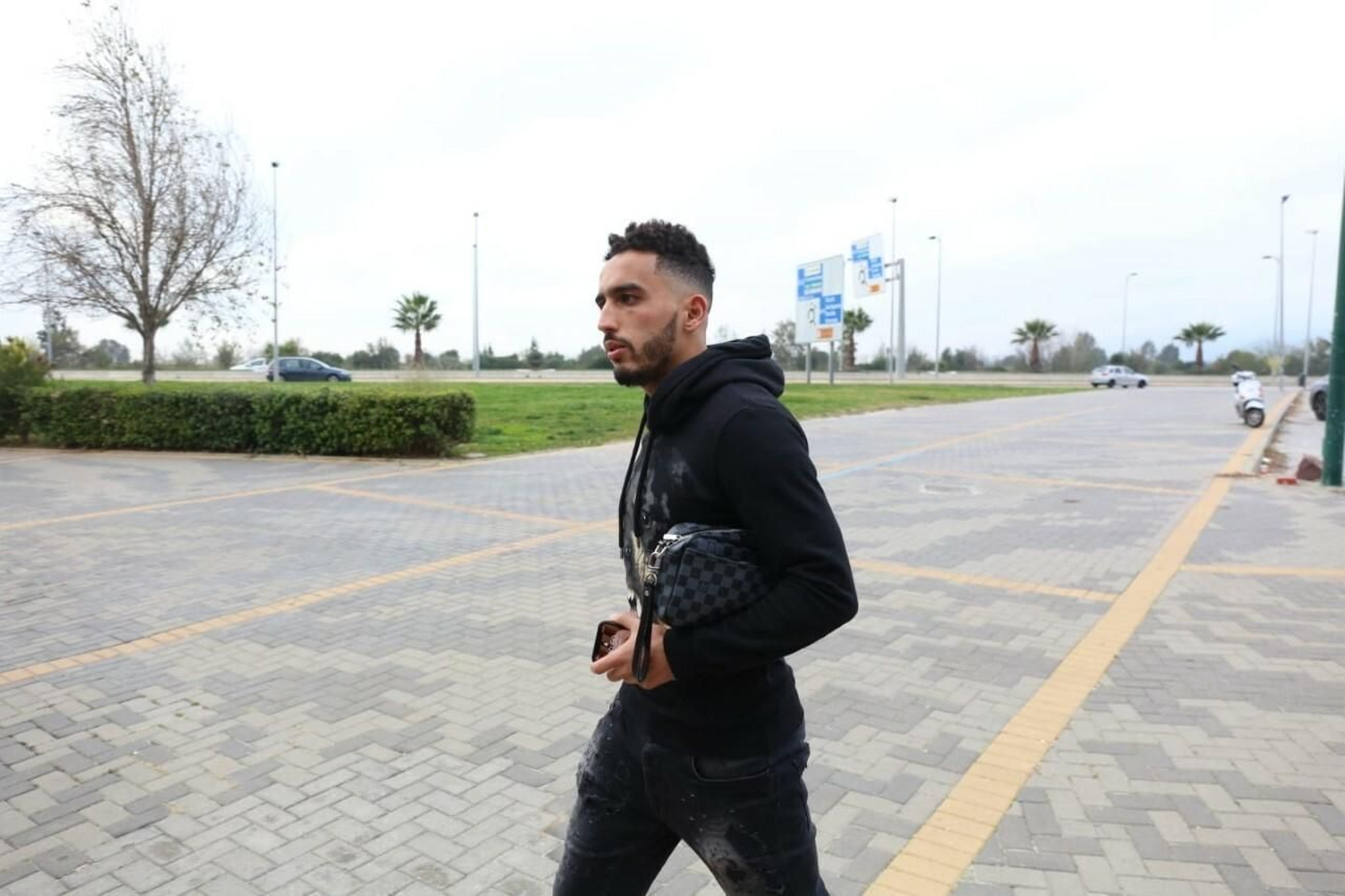 El Málaga se entrena sin Víctor