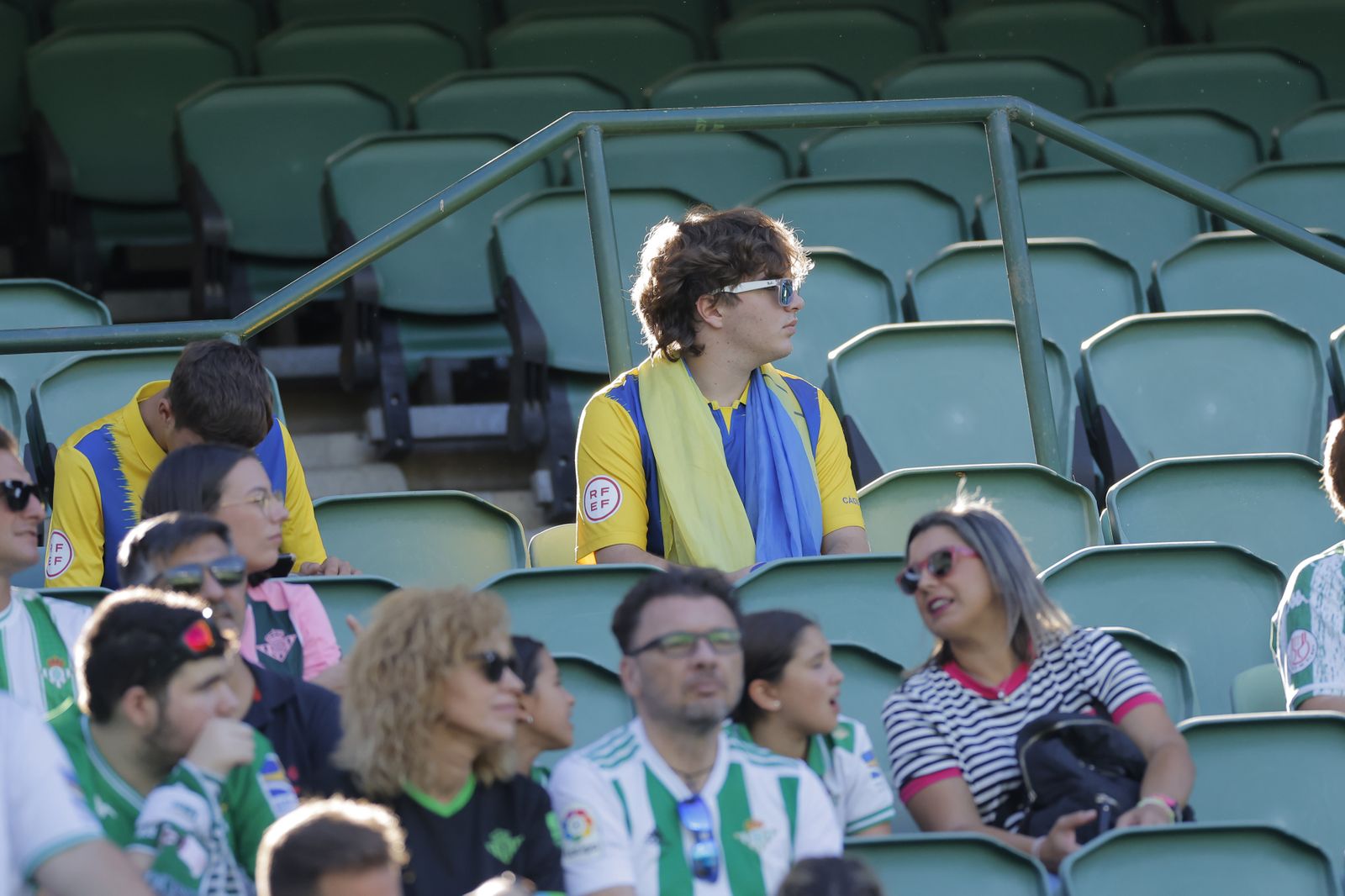 Búscate en las fotos del Betis-Cádiz