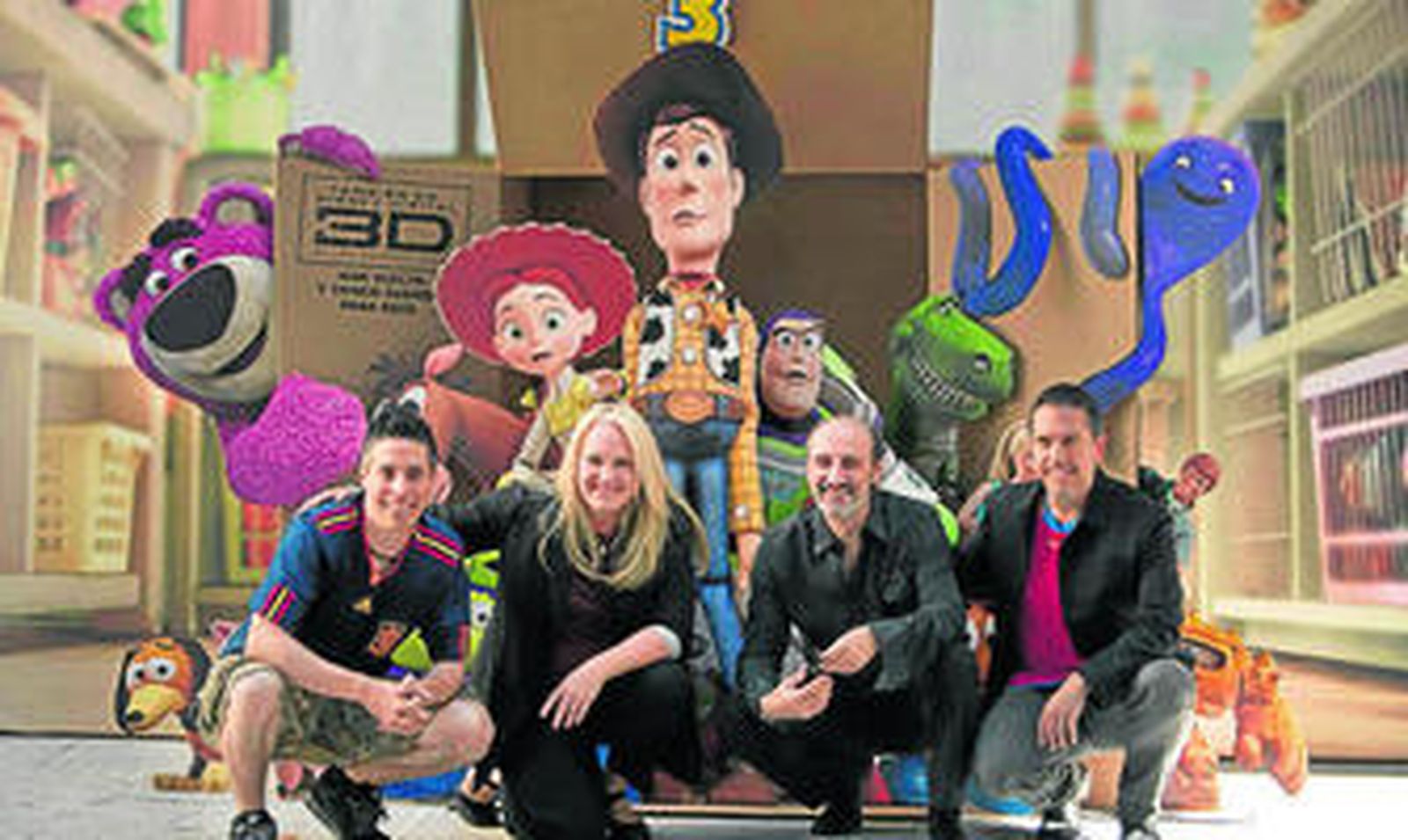 Carlos Baena, animador en Pixar, junto a Darla Anderson, Jose Luis Gil y Lee Unkrich, equipo de 'Toy Story 3'.