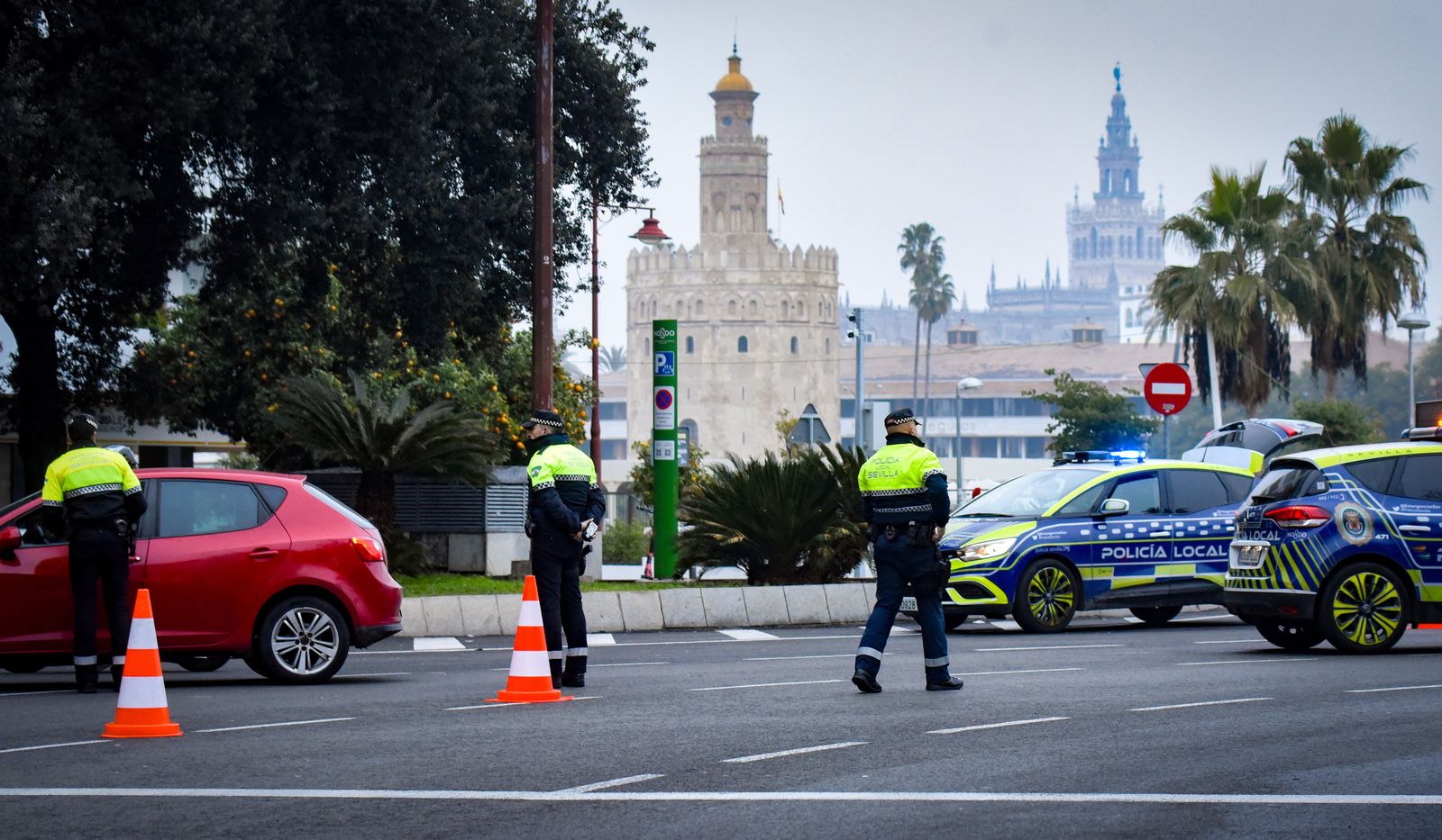 Imágenes de la madrugada de Nochevieja 2024, en Sevilla