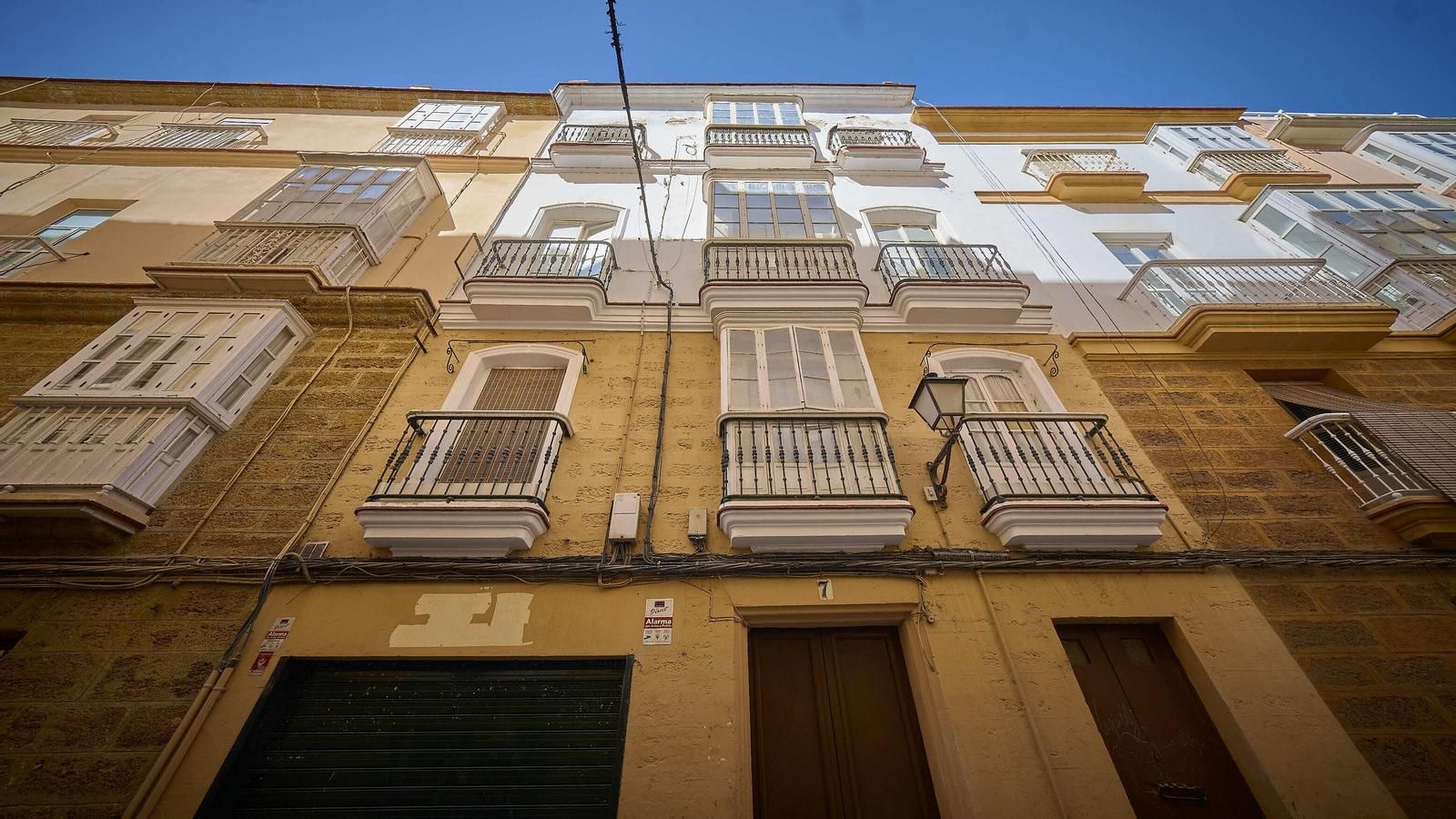Balcones en varias fincas de la calle Rosario