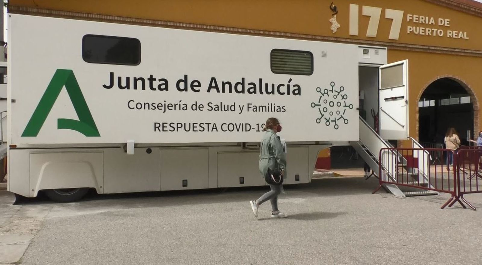 Unidad móvil de la Junta en el recinto ferial de Las Canteras, el pasado marzo
