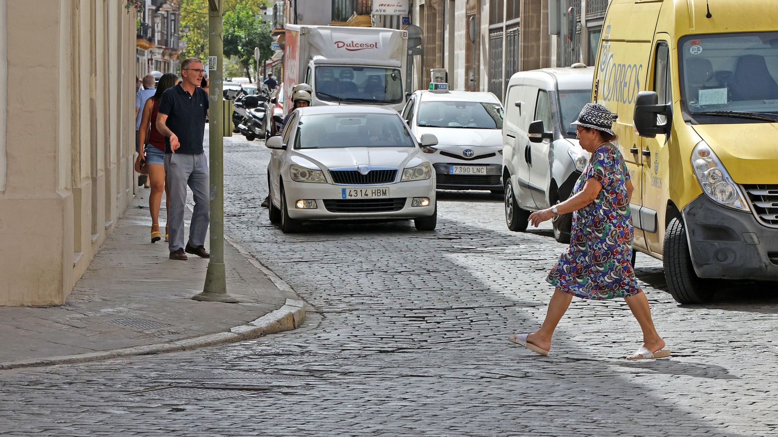 Tráfico en el centro de Jerez.