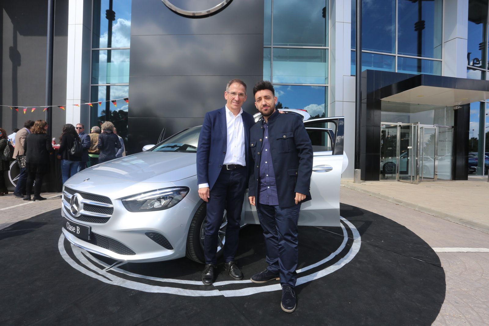 Vea las imágenes de la presentación del nuevo Mercedes Benz clase B