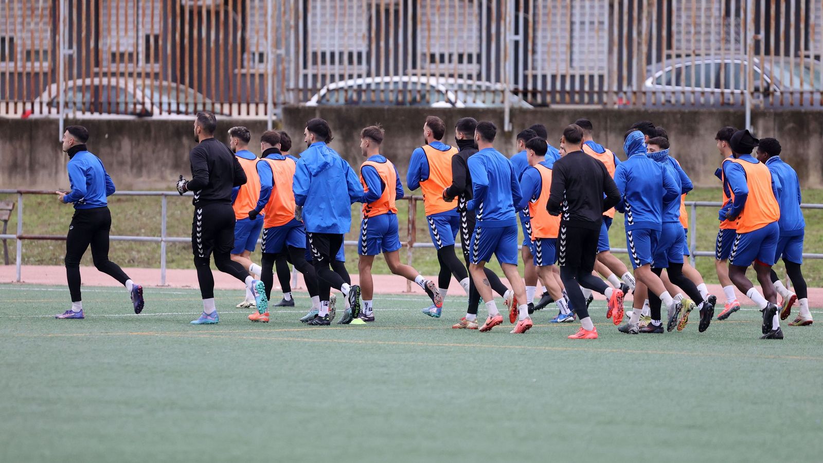 Imágenes del entrenamiento del Xerez DFC en la Granja