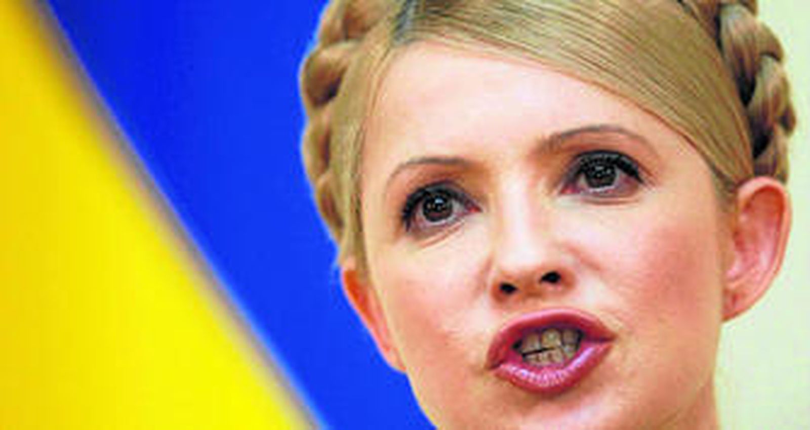 La primera ministra ucraniana y candidata a la presidencia de su país, Yulia Timoshenko, durante una rueda de prensa, ayer, en Kiev.