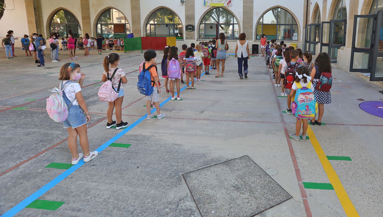 Vuelta al cole con medidas 'anti-Covid' en el colegio Isabel la Católica
