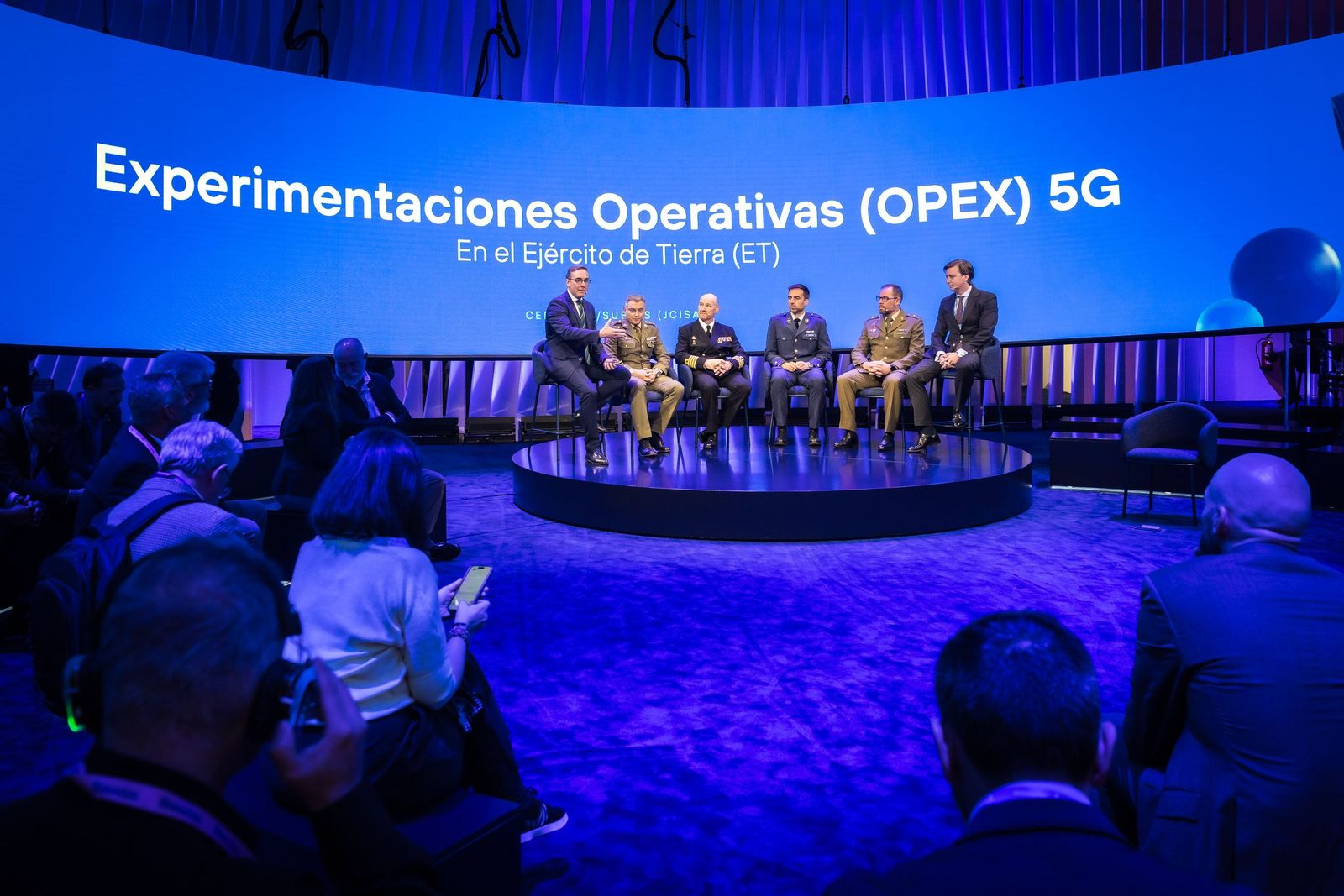 Sesión ‘5G Operational Experimentation: Defence and Innovation in the era of Dual-Use Technologies’ en el Mobile World Congress (MWC).