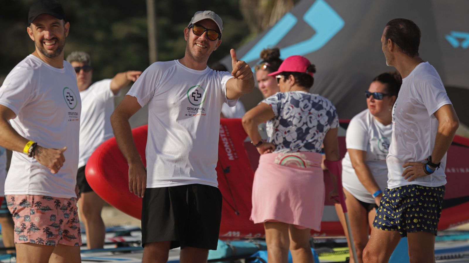 Fotos de la II concentración de paddel surf en la playa de Getares