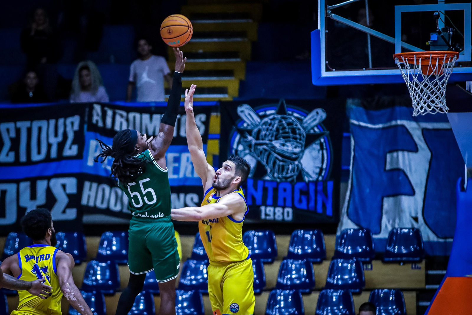 El Peristeri - Unicaja, en fotos