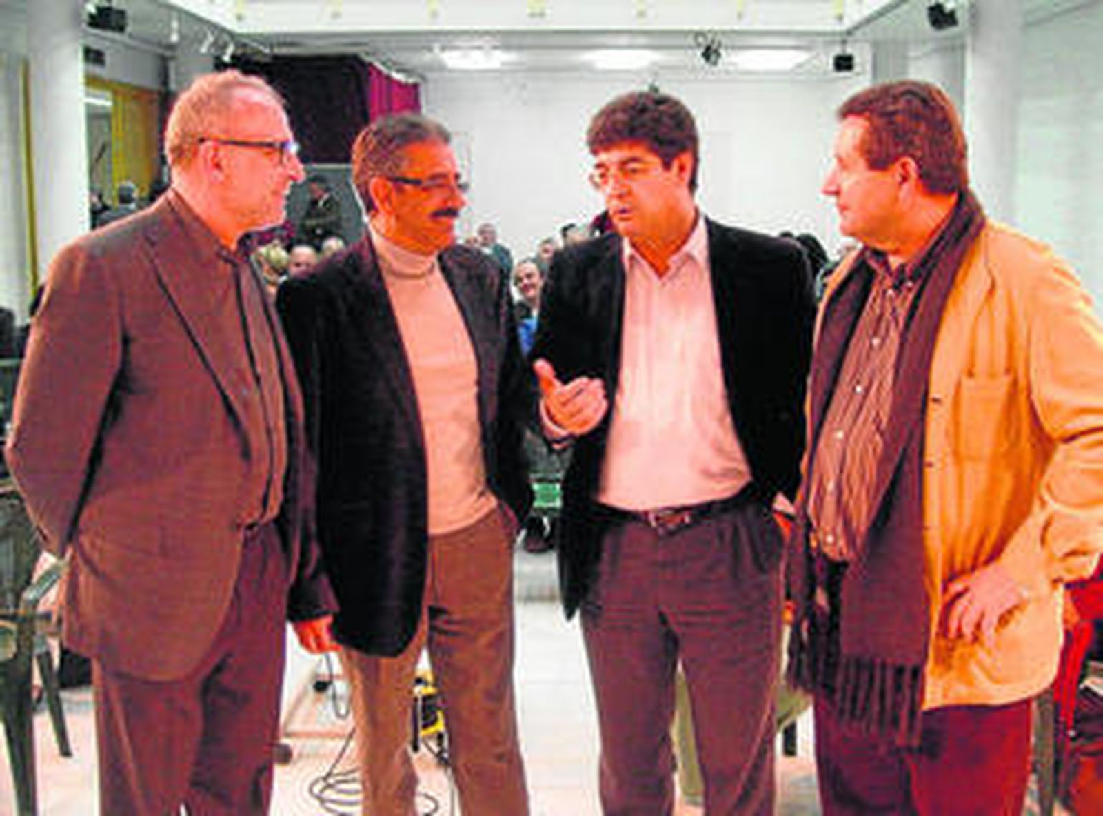 Manuel Baena, junto a Diego Valderas, Francisco Martínez y José Alberto Gómez.
