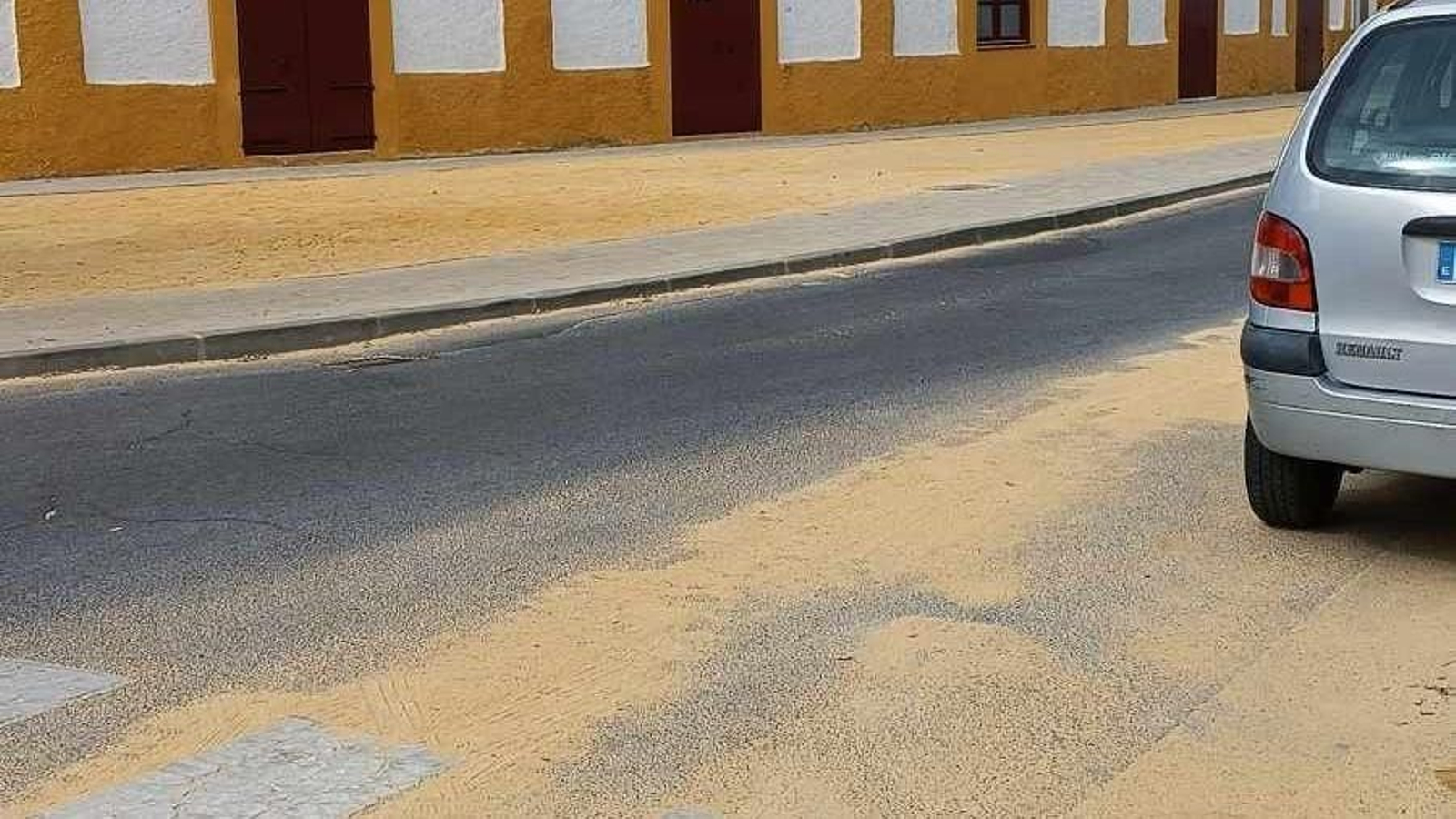 Albero acumulado en los alrededores de la plaza El Arenal.