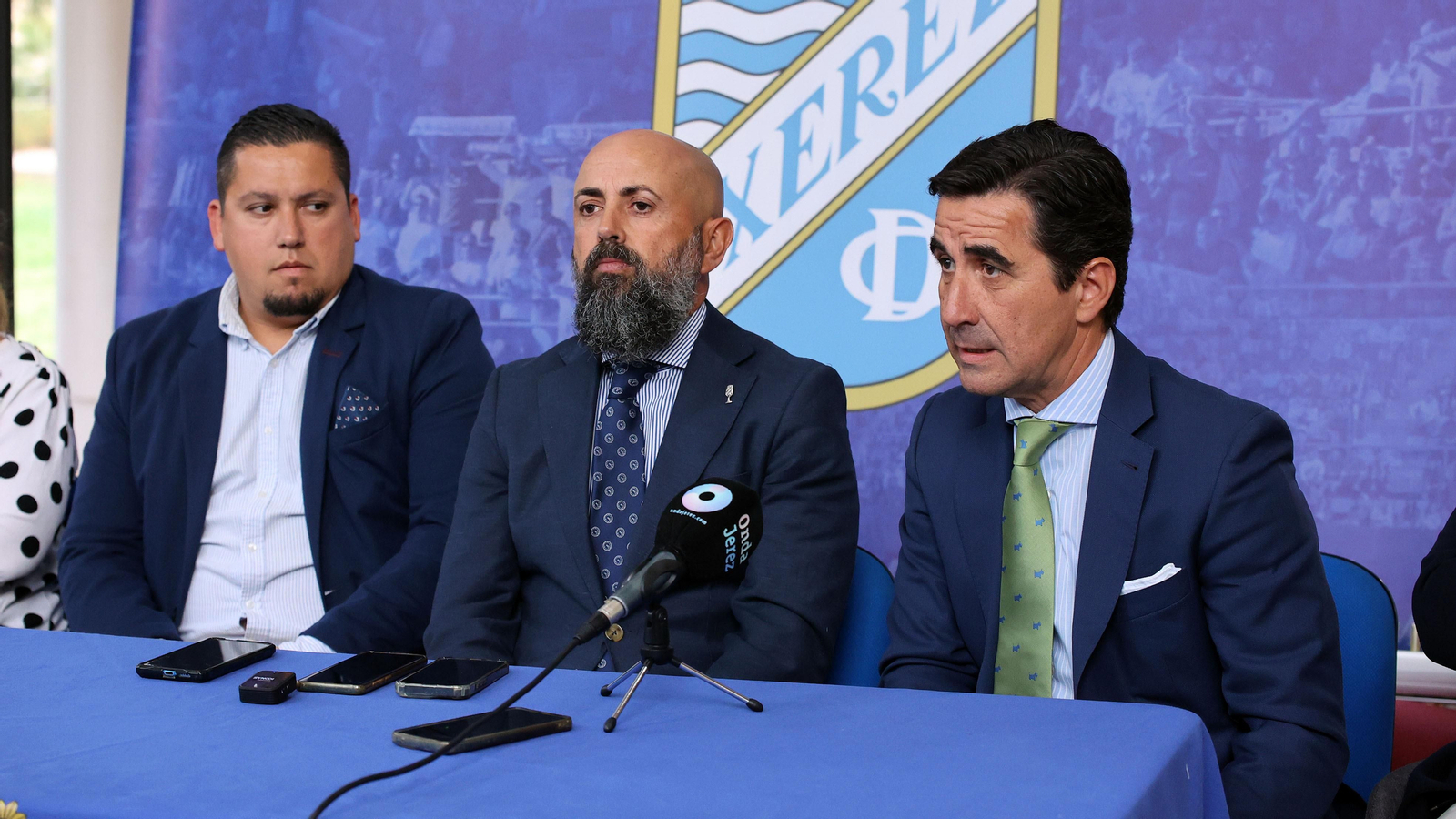 El nuevo consejo de administración del Xerez CD El nuevo consejo de administración del Xerez CD