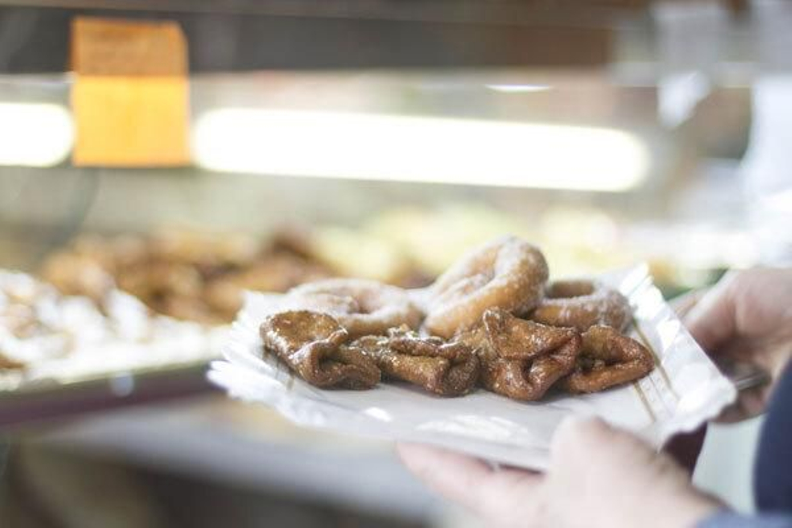 Pestiños de azúcar y canela: una receta propia de Semana Santa que no pasa de moda