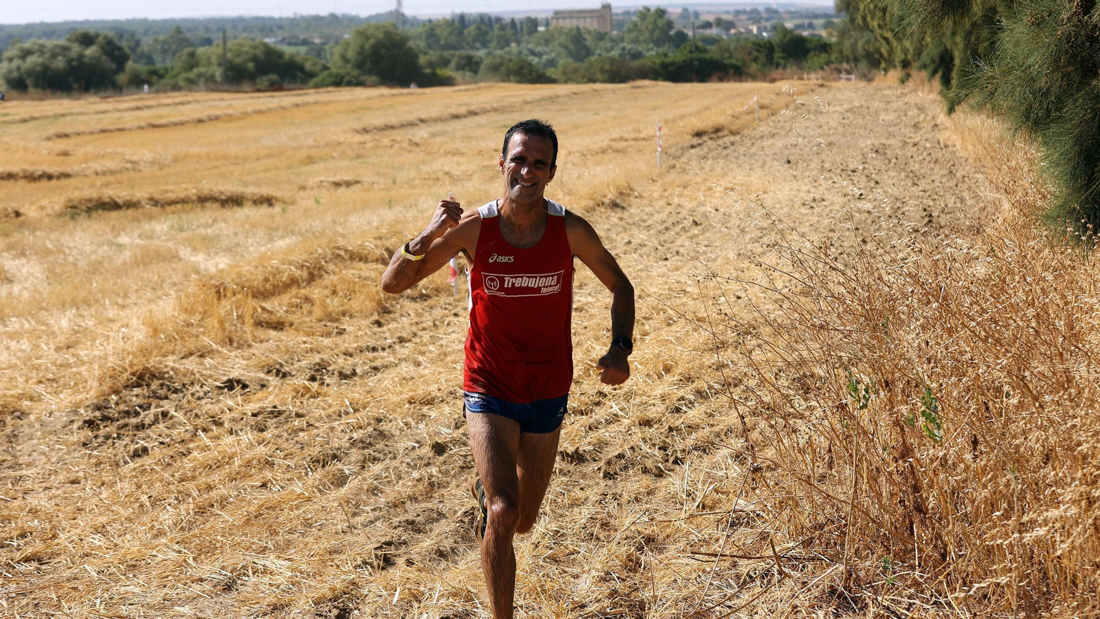 Búscate en la VII Carrera del Barro en La Barca