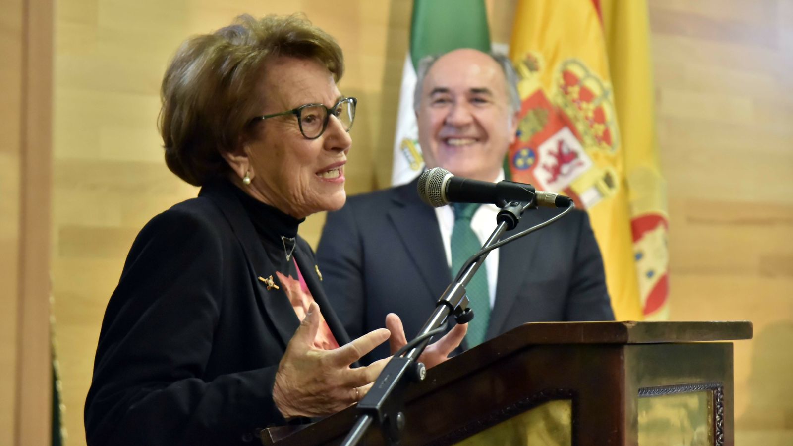 Las fotos de la celebración de Día de Andalucia por el Ayuntamiento de Algeciras