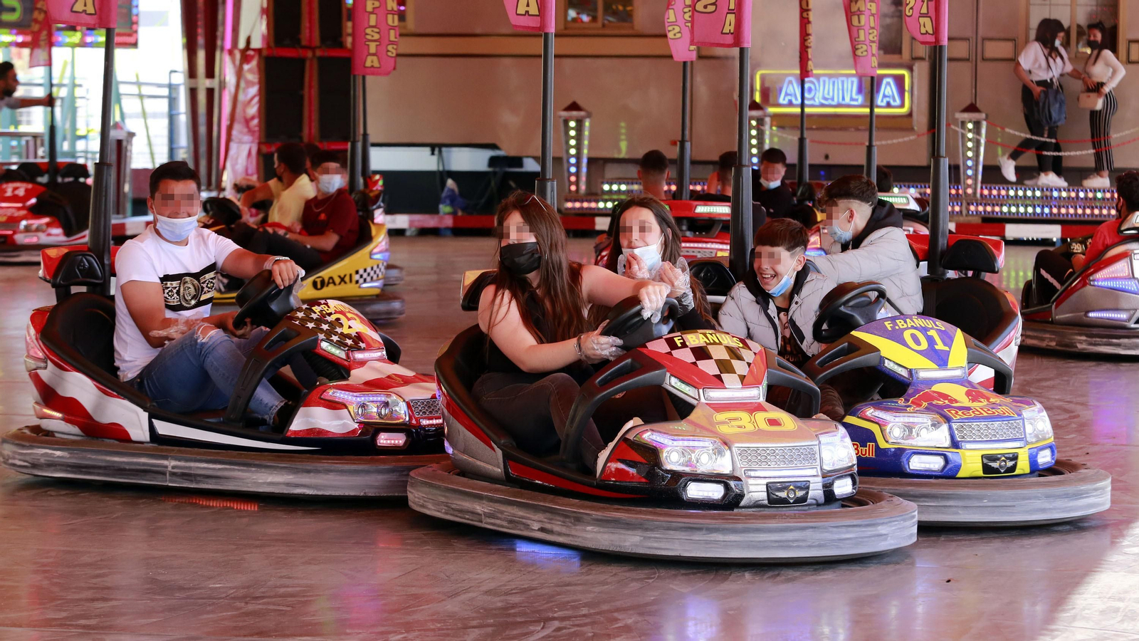 Imágenes del primer día de "cacharritos"