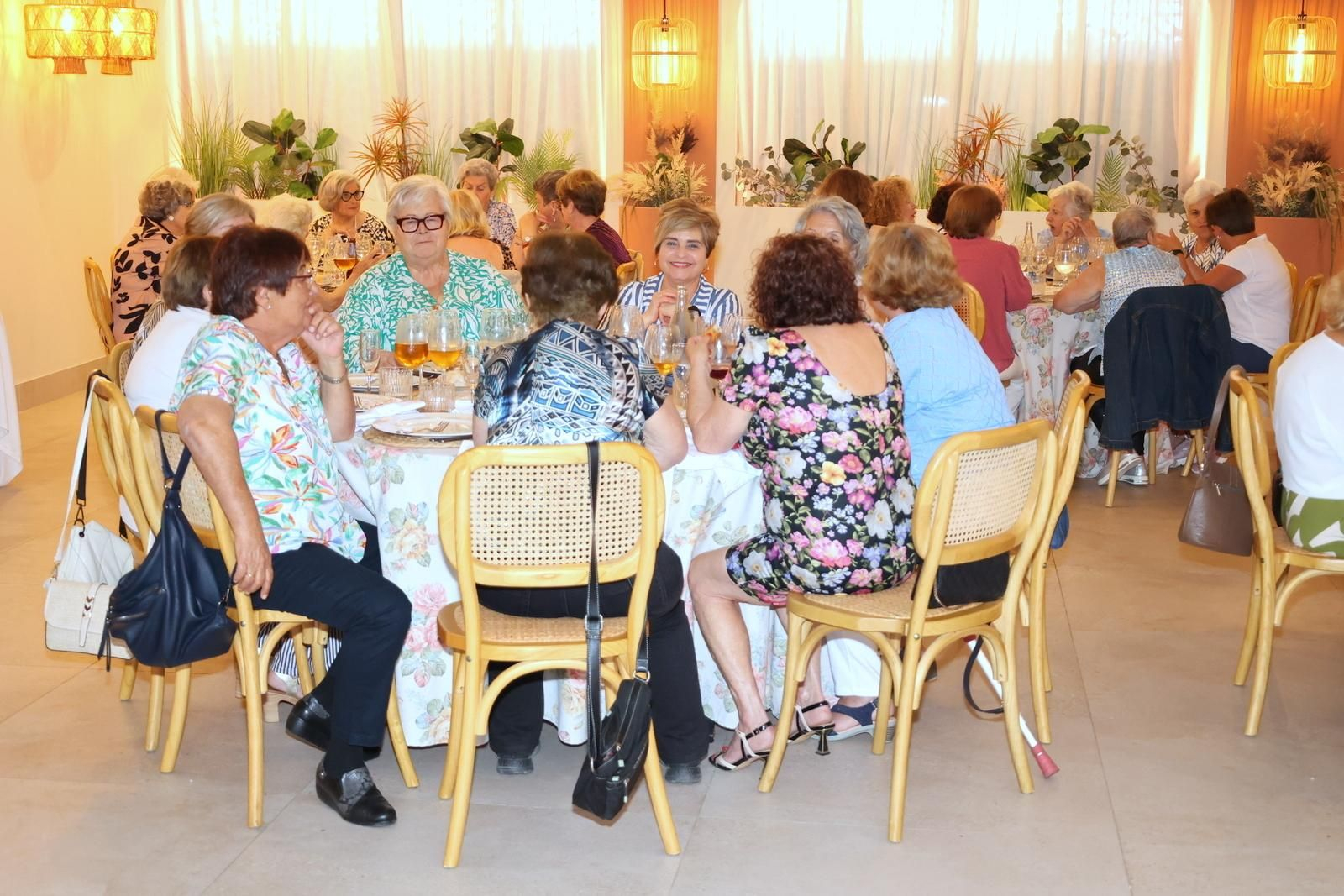 Encuentro de 130 mujeres en el Hotel Santa Rosa de El Morche