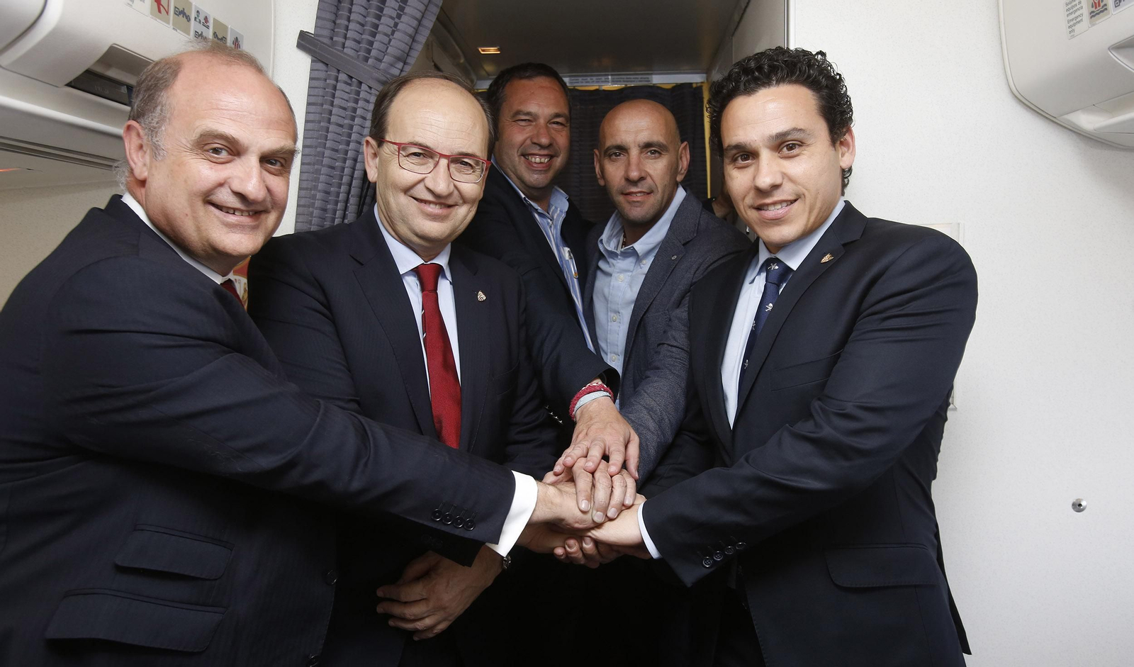 José María Manzano, José Castro, Jesús Gómez, Monchi y José María del Nido Carrasco, en un viaje a San Petersburgo.