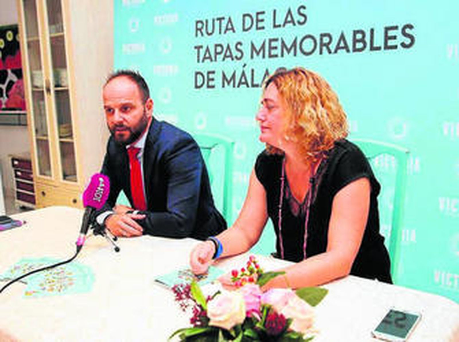Presentación de la ruta en Club gastronómico KM0 .