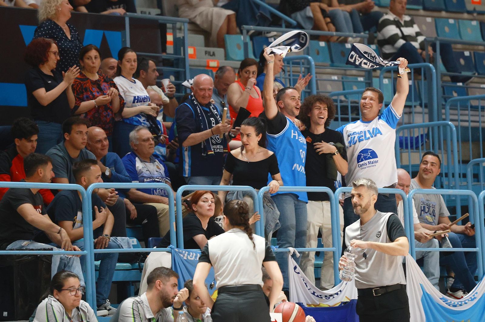 Las mejores imágenes del Ciudad de Huelva-CB Salou