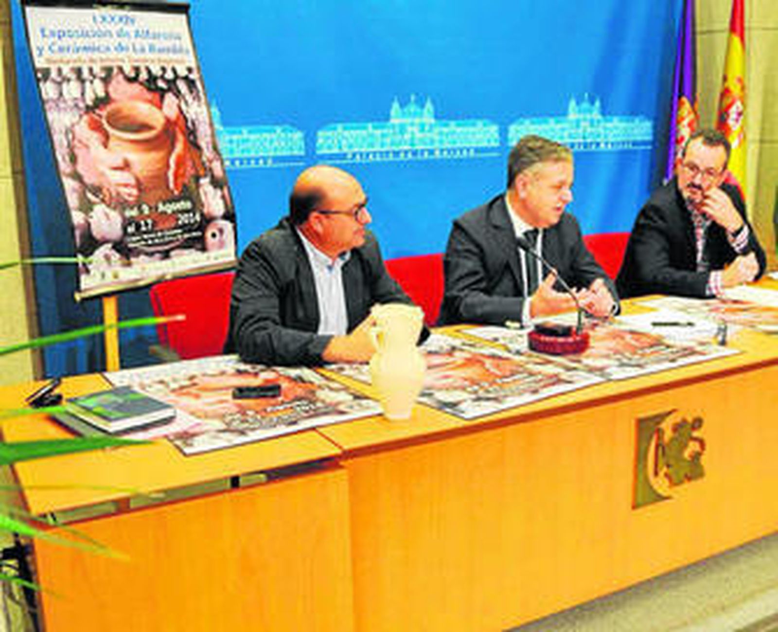 Jiménez, Fuentes y Torres, ayer en la presentación de la muestra, ayer en la Diputación.