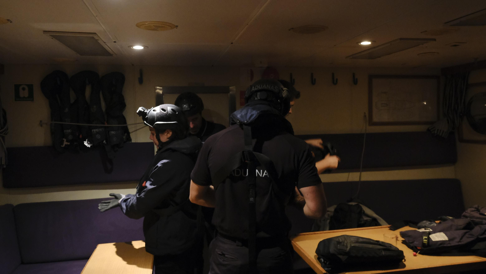 Imágenes de la vigilancia de la Agencia Tributaria en el mar
