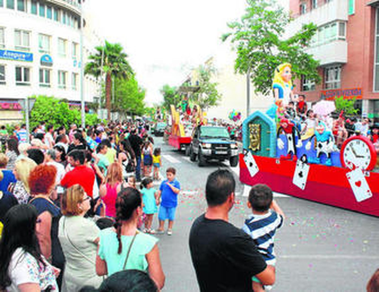 Batalla de colores por San Isidro