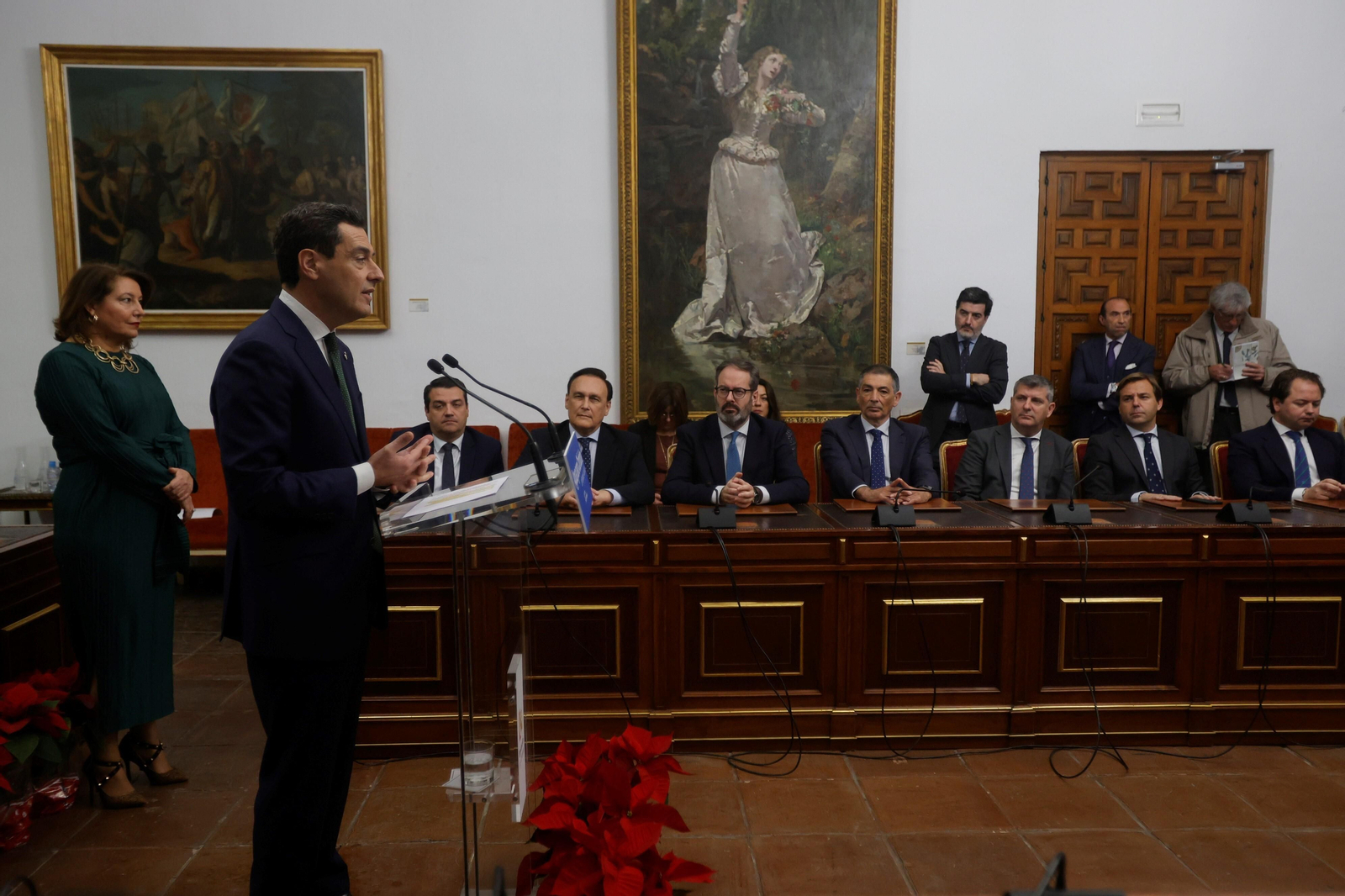 La visita de Juanma Moreno a la Diputación de Córdoba, en imágenes