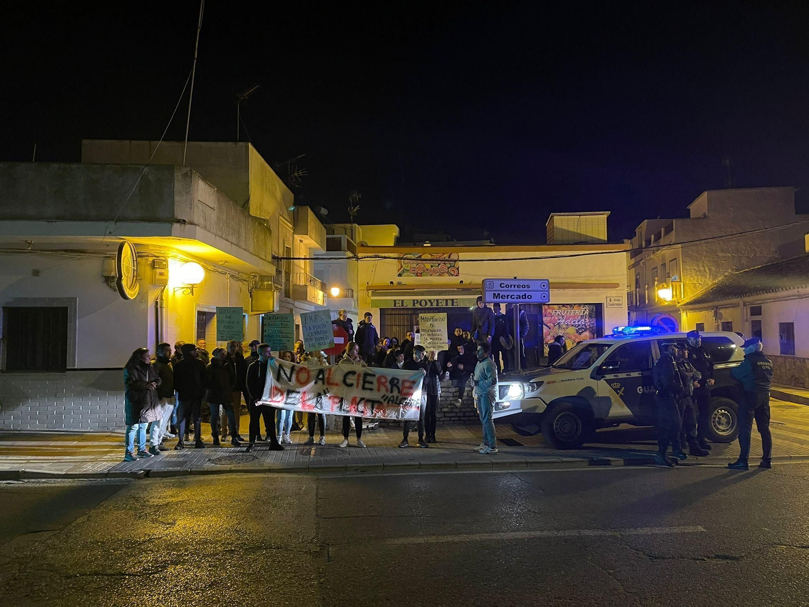 El grupo de comerciantes de La Estación, en una protesta este fin de semana.