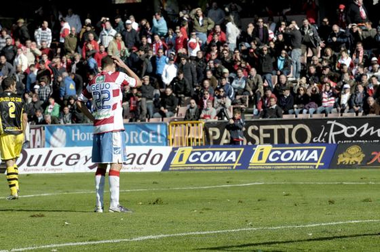 El Granada saca un punto ante el Córdoba

Foto: J.Ochando