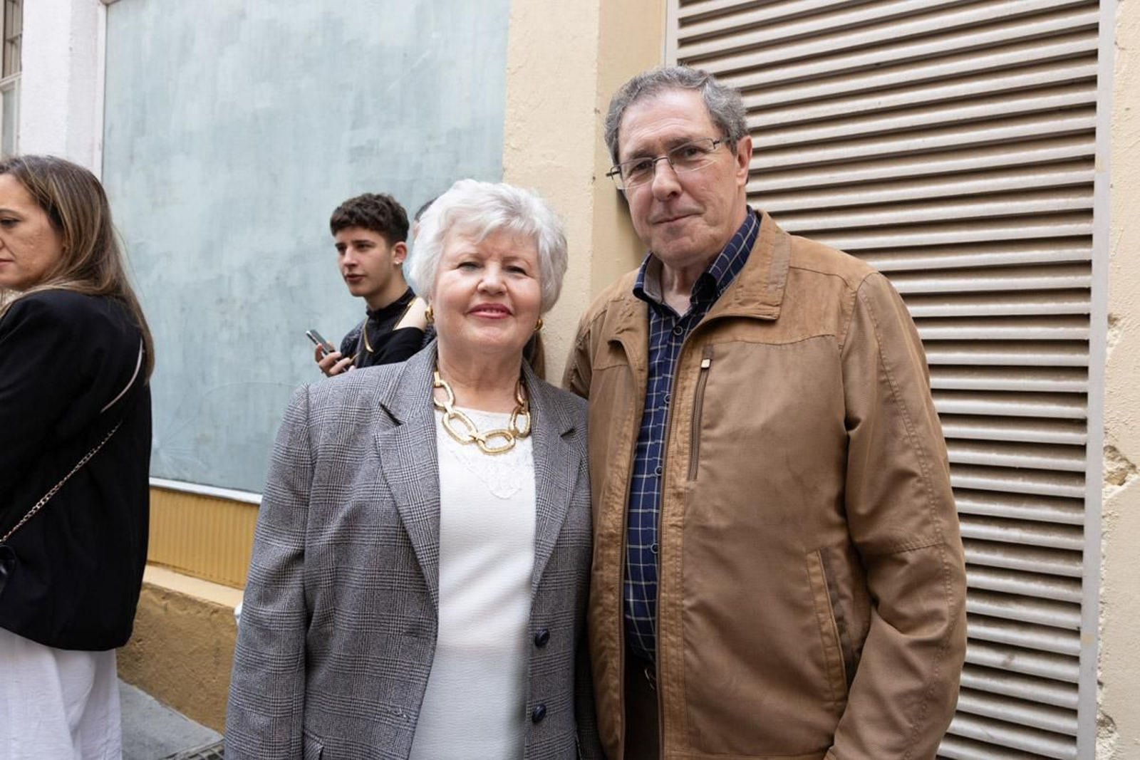 Los jiennenses se echan a la calle para presenciar la primera de las procesiones de la jornada: la Borriquilla (II)