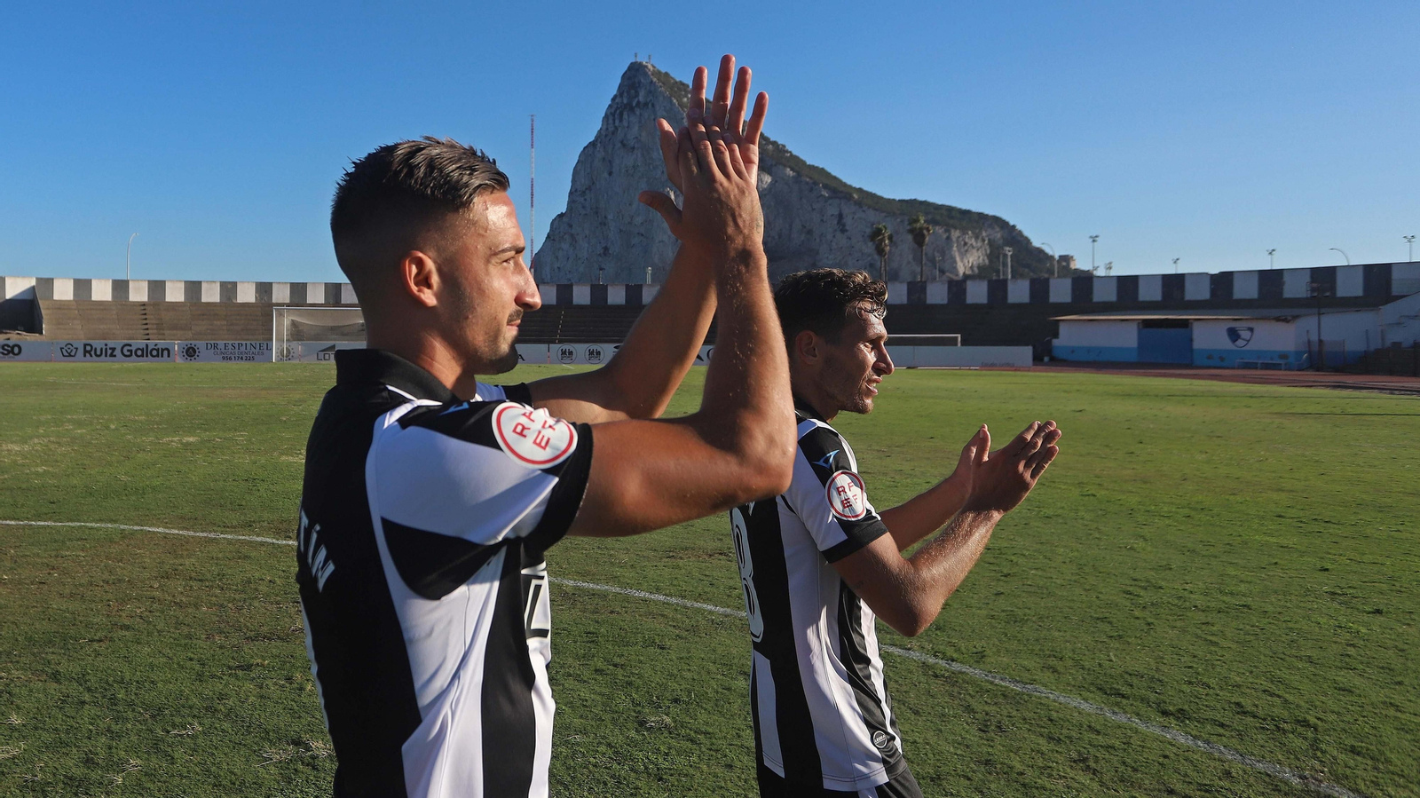 Las mejores fotos del Balona - Real Madrid Castilla en La Línea