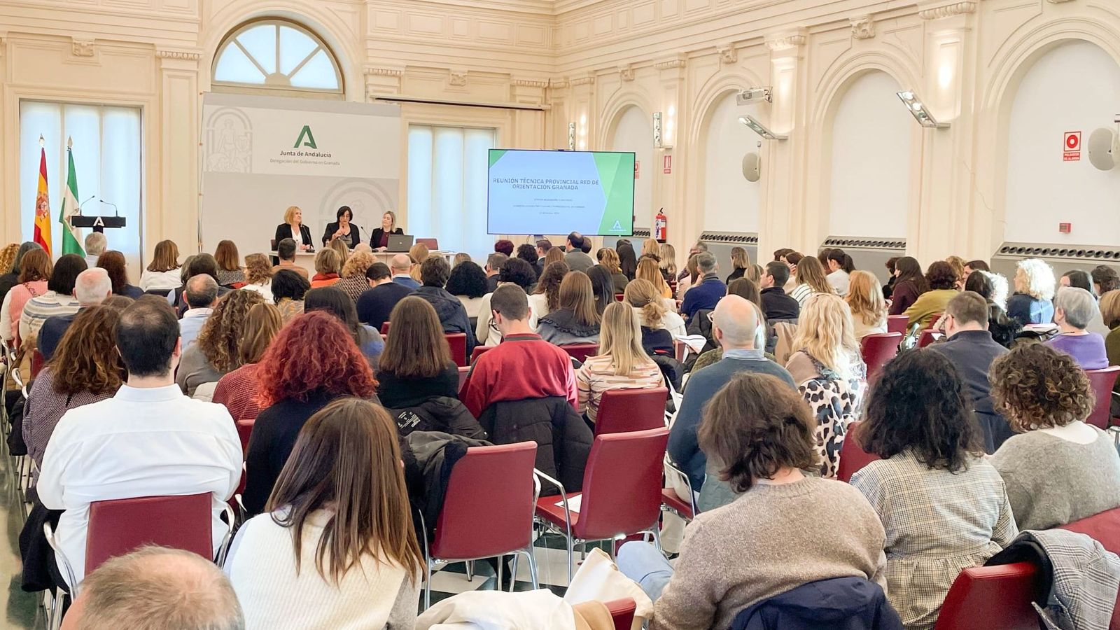 160 orientadores participan en una reunión en Granada